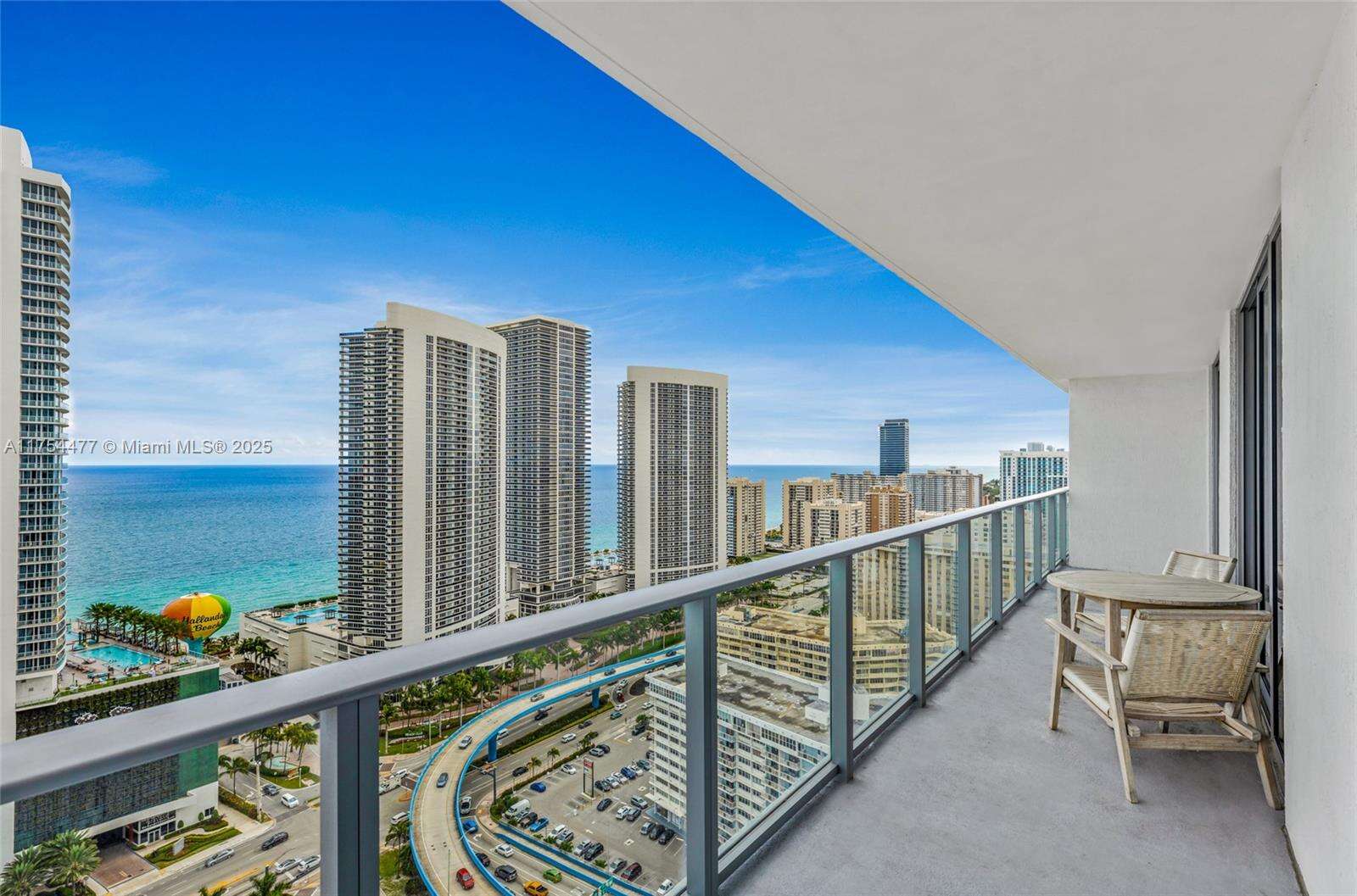 Hyde Beach House at 4010 Ocean Dr, Hollywood, FL 33019 - For Sale photo 2