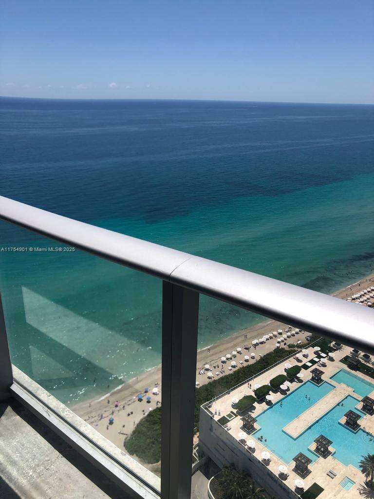 Hyde Resort at 4111 Ocean Dr, Hollywood, FL 33019 - For Sale photo 5