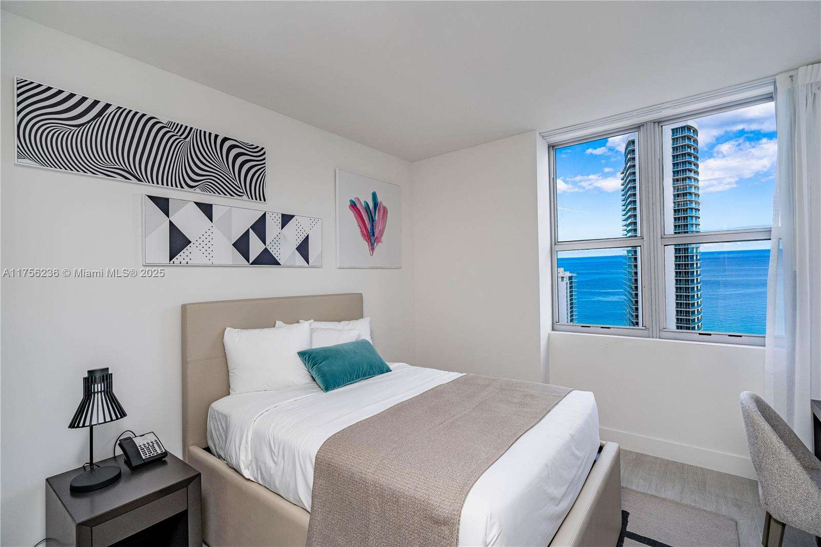 Hyde Beach House at 4010 Ocean Dr, Hollywood, FL 33019 - For Sale photo 13