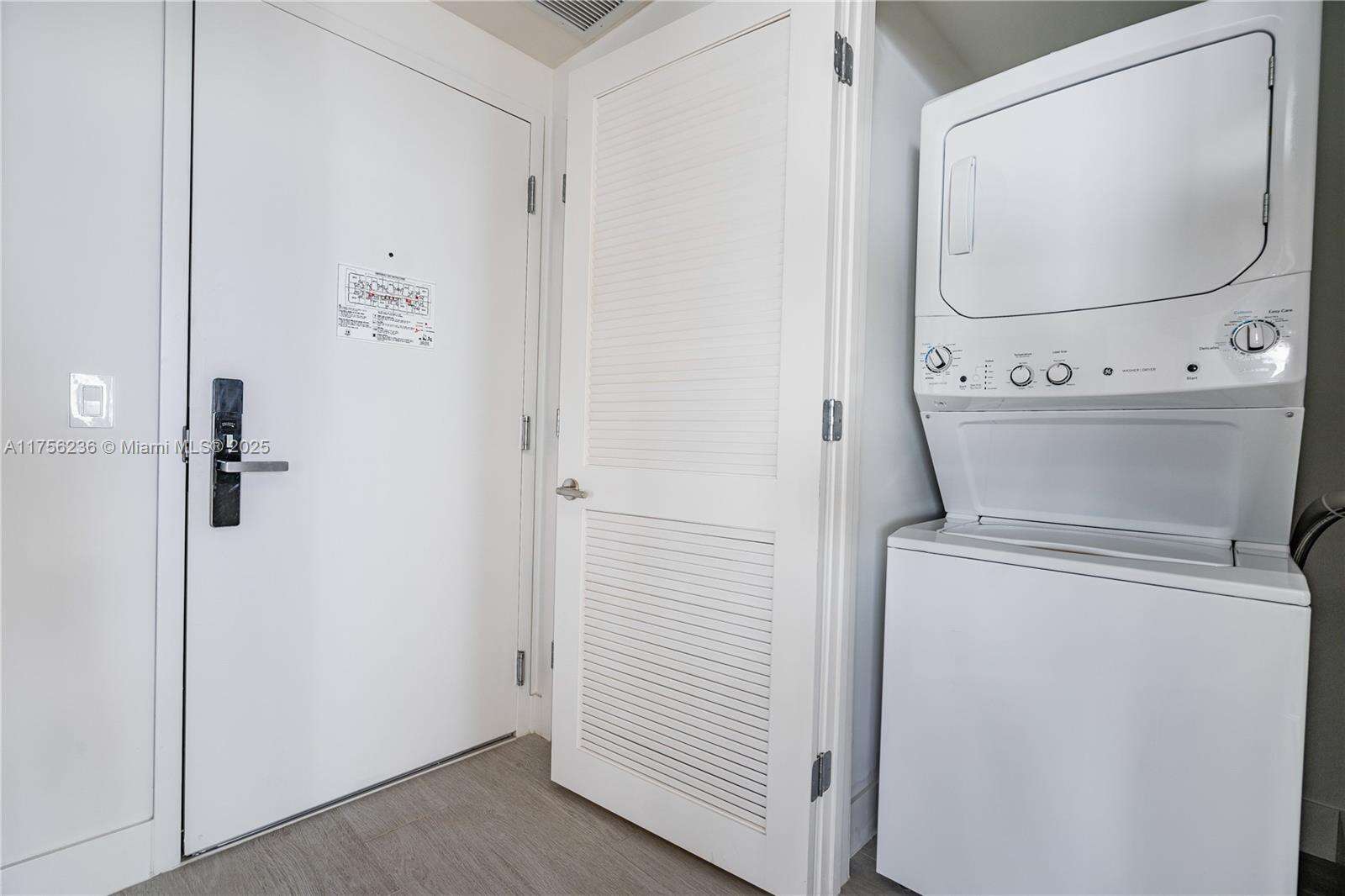 Hyde Beach House at 4010 Ocean Dr, Hollywood, FL 33019 - For Sale photo 24