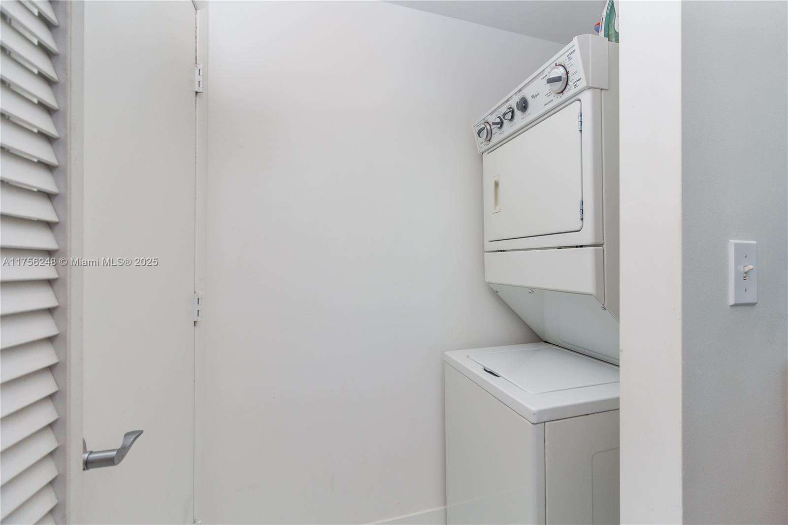 Vizcayne South at 253 2 St, Miami, FL 33132 - For Sale photo 13