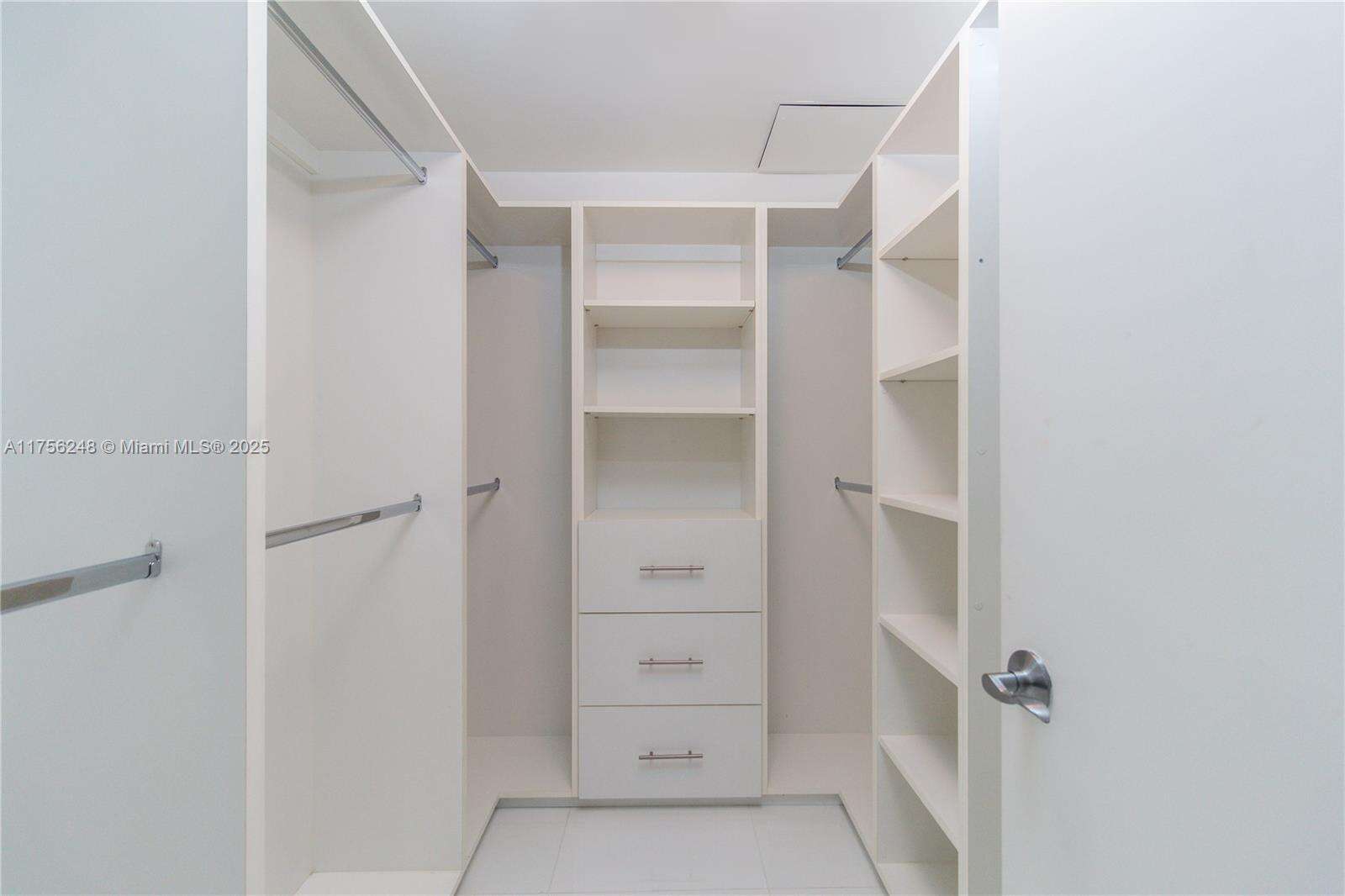 Vizcayne South at 253 2 St, Miami, FL 33132 - For Sale photo 18