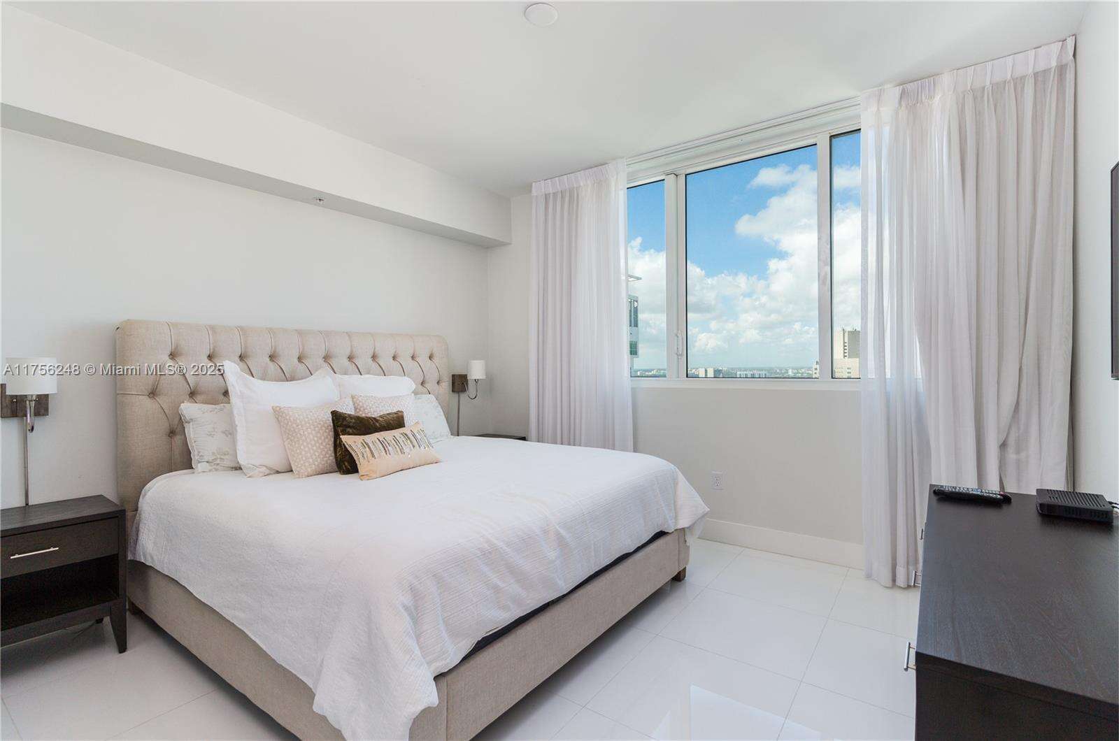 Vizcayne South at 253 2 St, Miami, FL 33132 - For Sale photo 19