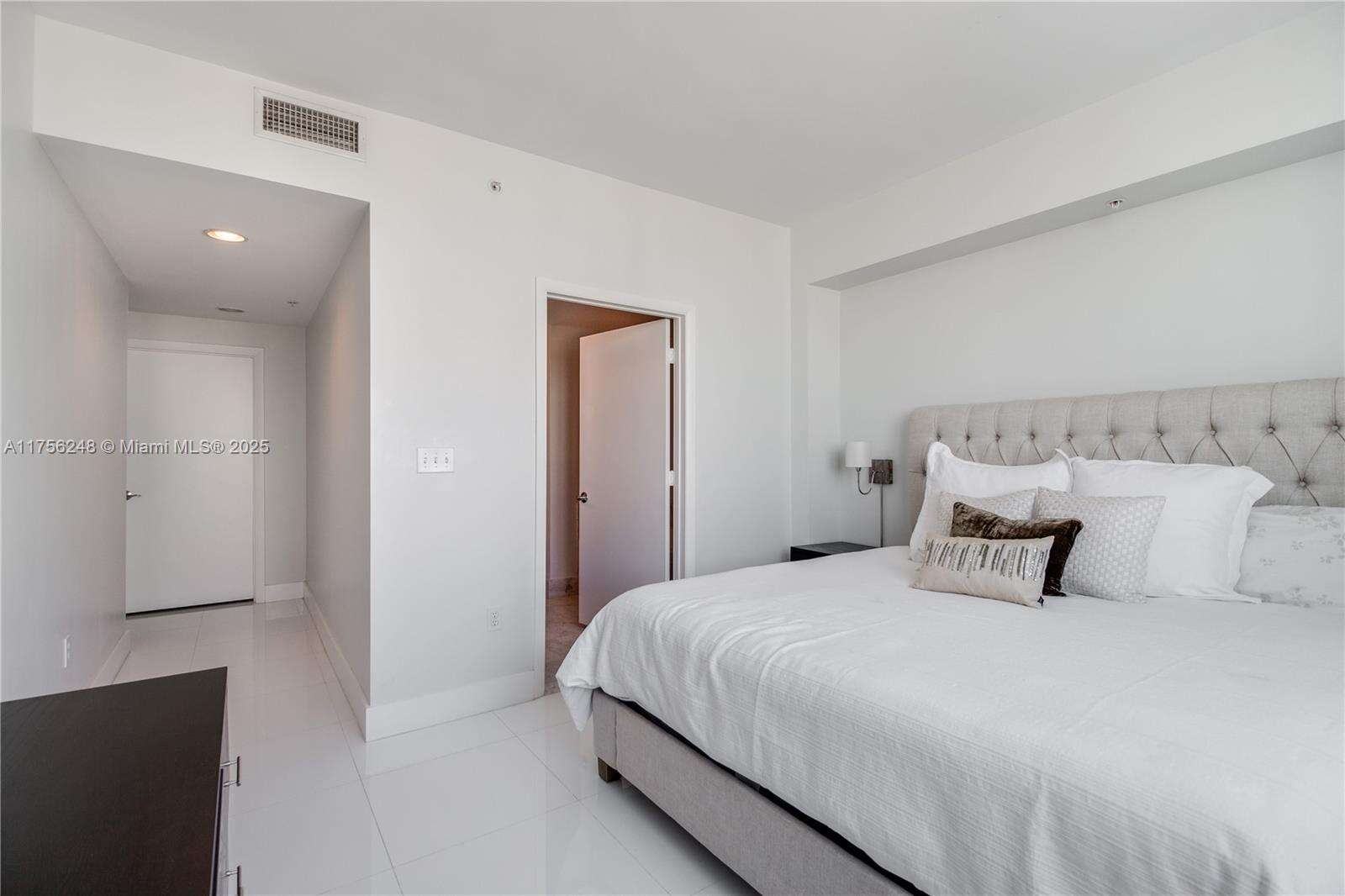 Vizcayne South at 253 2 St, Miami, FL 33132 - For Sale photo 20