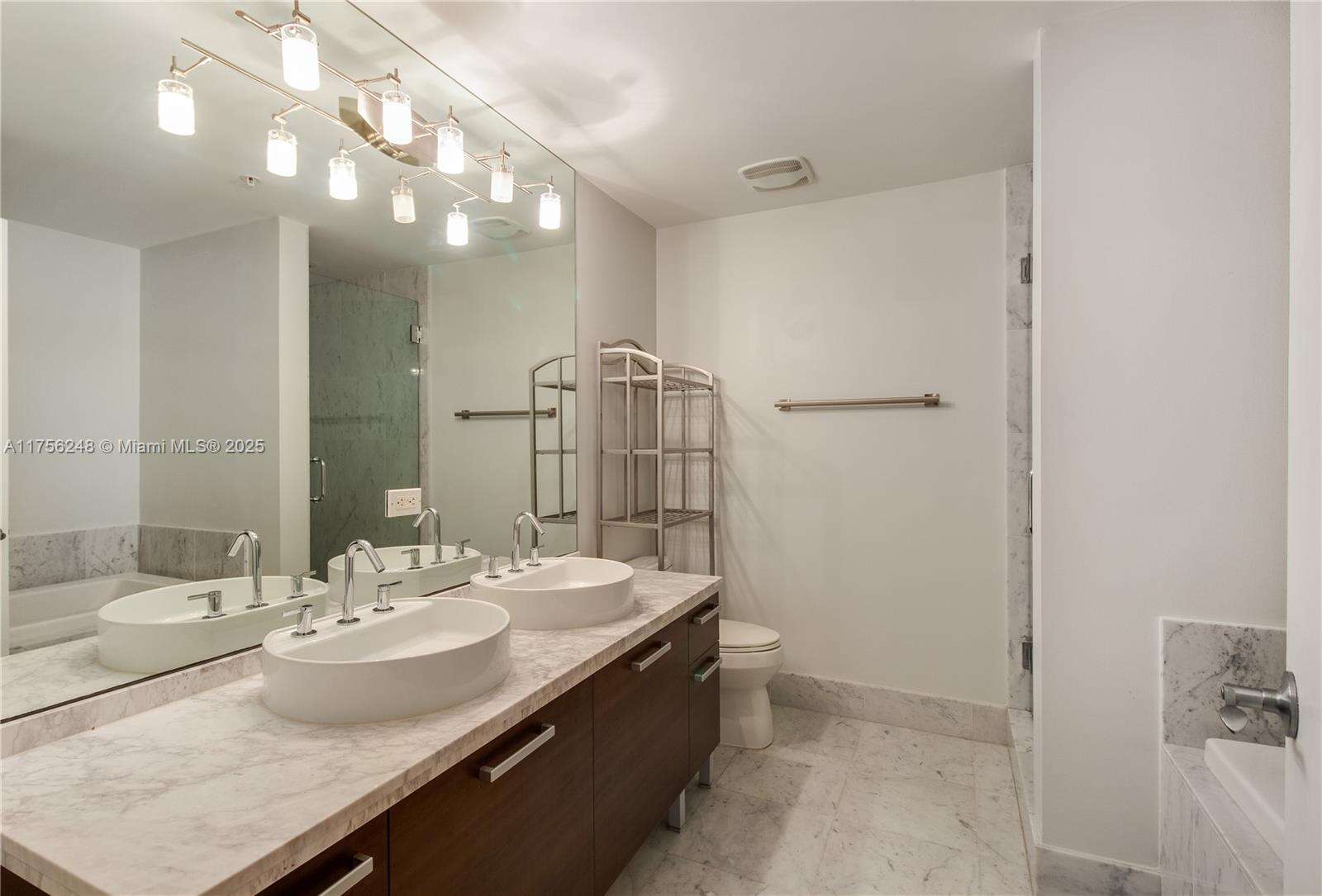 Vizcayne South at 253 2 St, Miami, FL 33132 - For Sale photo 21