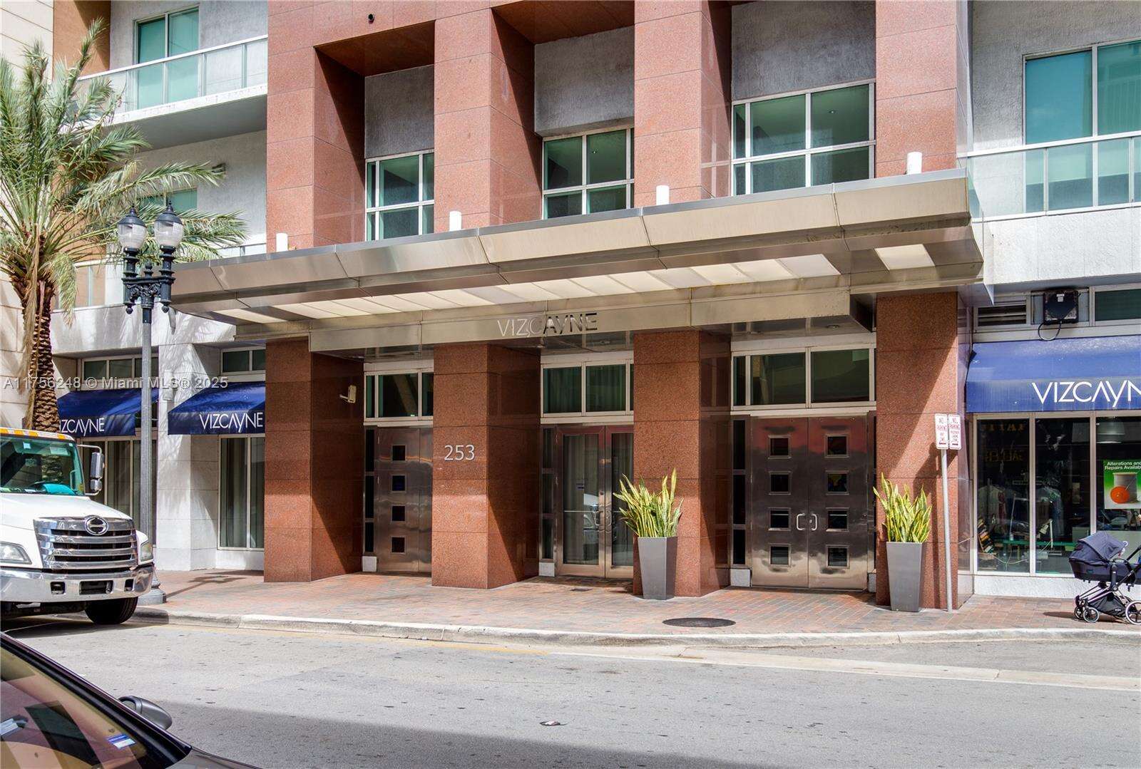 Vizcayne South at 253 2 St, Miami, FL 33132 - For Sale photo 23