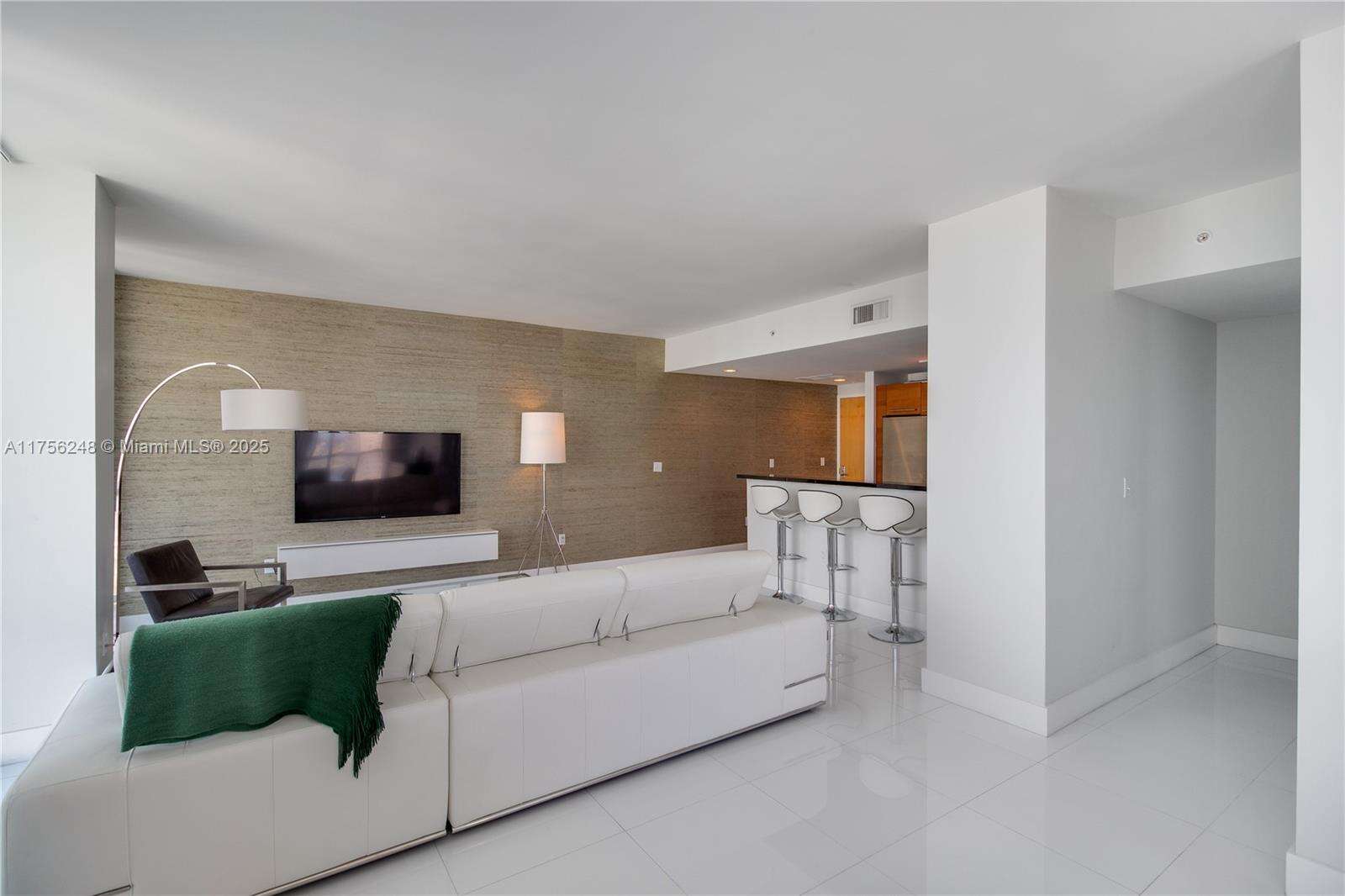 Vizcayne South at 253 2 St, Miami, FL 33132 - For Sale photo 9