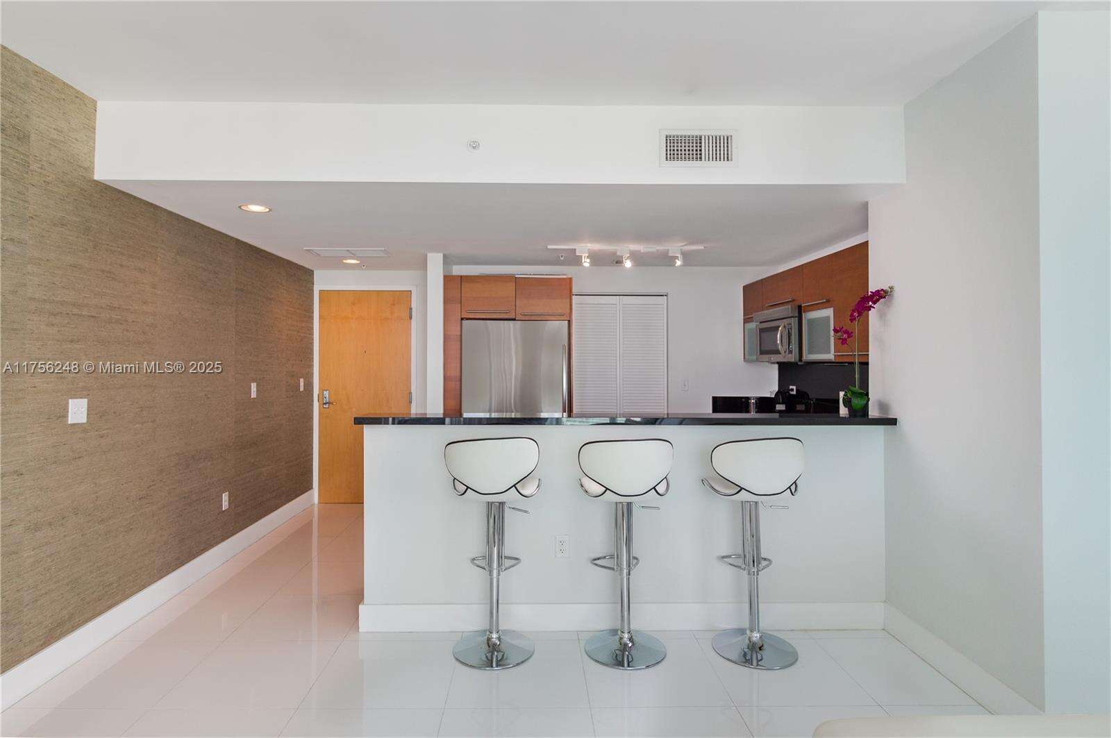 Vizcayne South at 253 2 St, Miami, FL 33132 - For Sale photo 10