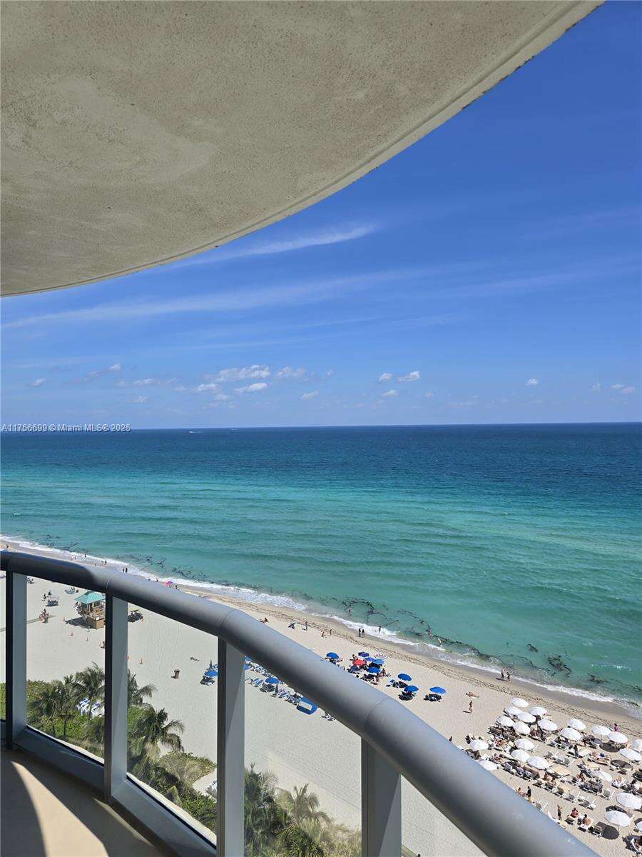 Sole at 17315 Collins Ave, Sunny Isles Beach, FL 33160 - For Sale photo 4