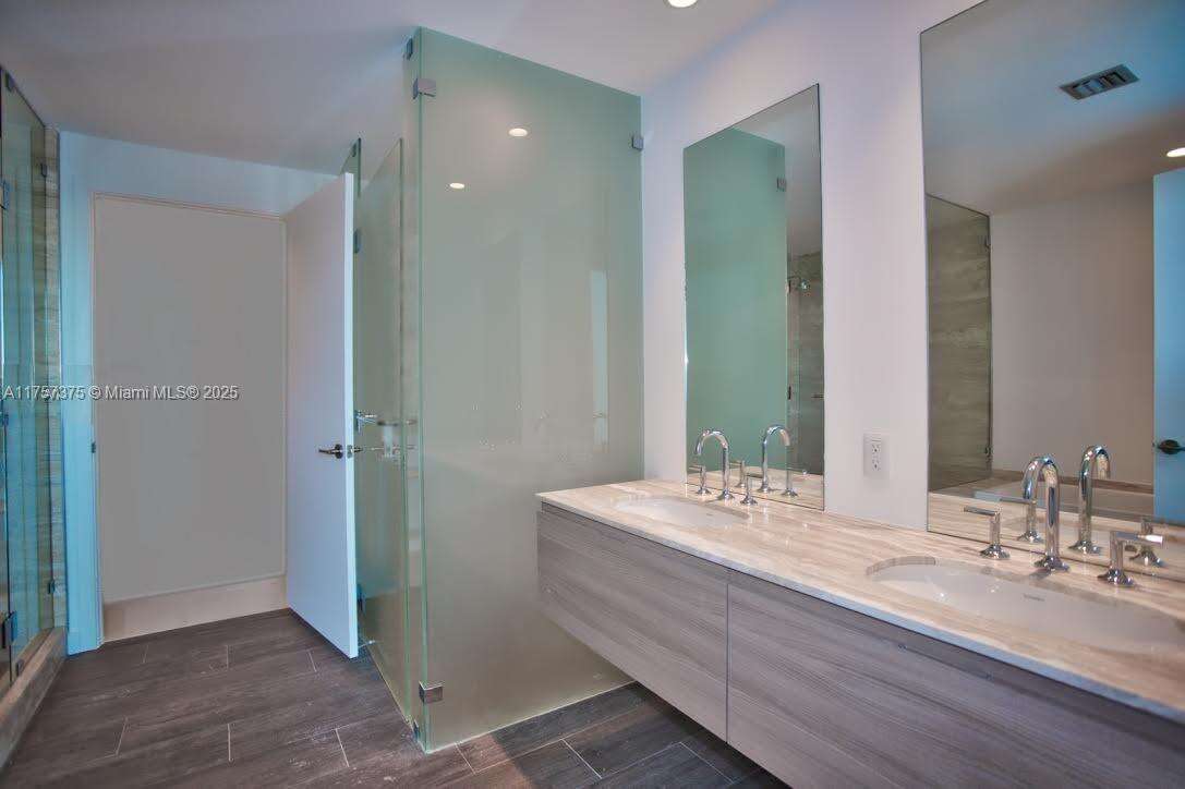 Biscayne Beach at 2900 7 Ave, Miami, FL 33137 - For Sale photo 16