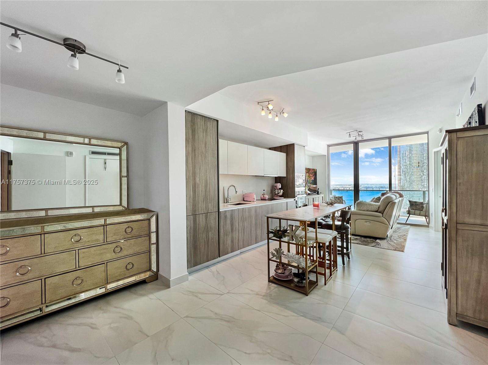 Biscayne Beach at 2900 7 Ave, Miami, FL 33137 - For Sale photo 6