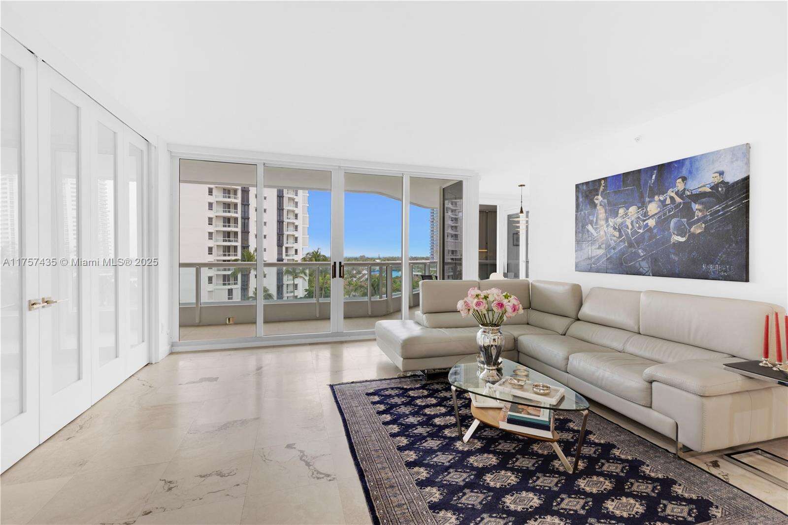 South Tower At The Point at 21055 Yacht Club Dr, Aventura, FL 33180 - For Sale photo 10
