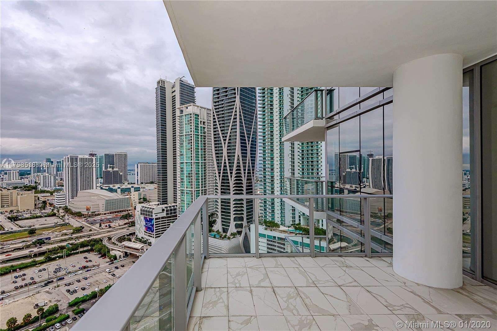 Paramount Miami Worldcenter at 851 1st Ave, Miami, FL 33132 - For Sale photo 2