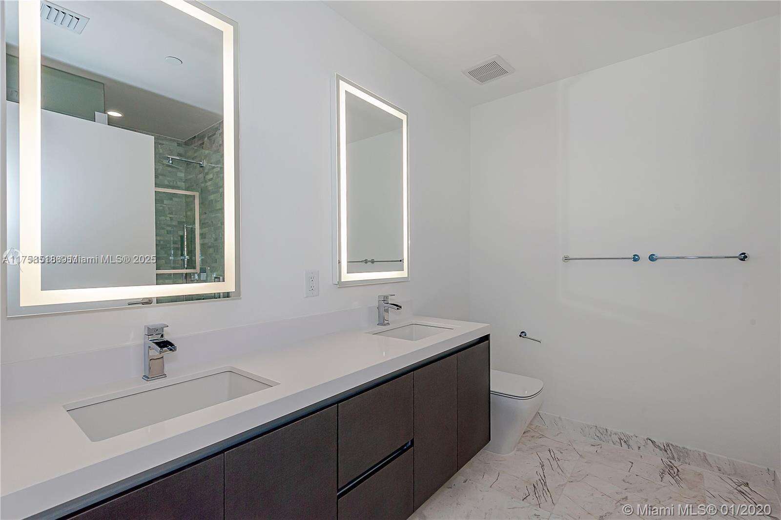 Paramount Miami Worldcenter at 851 1st Ave, Miami, FL 33132 - For Sale photo 22