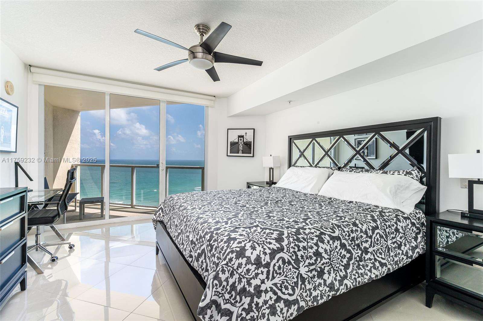 La Perla at 16699 Collins Ave, Sunny Isles Beach, FL 33160 - For Sale photo 8