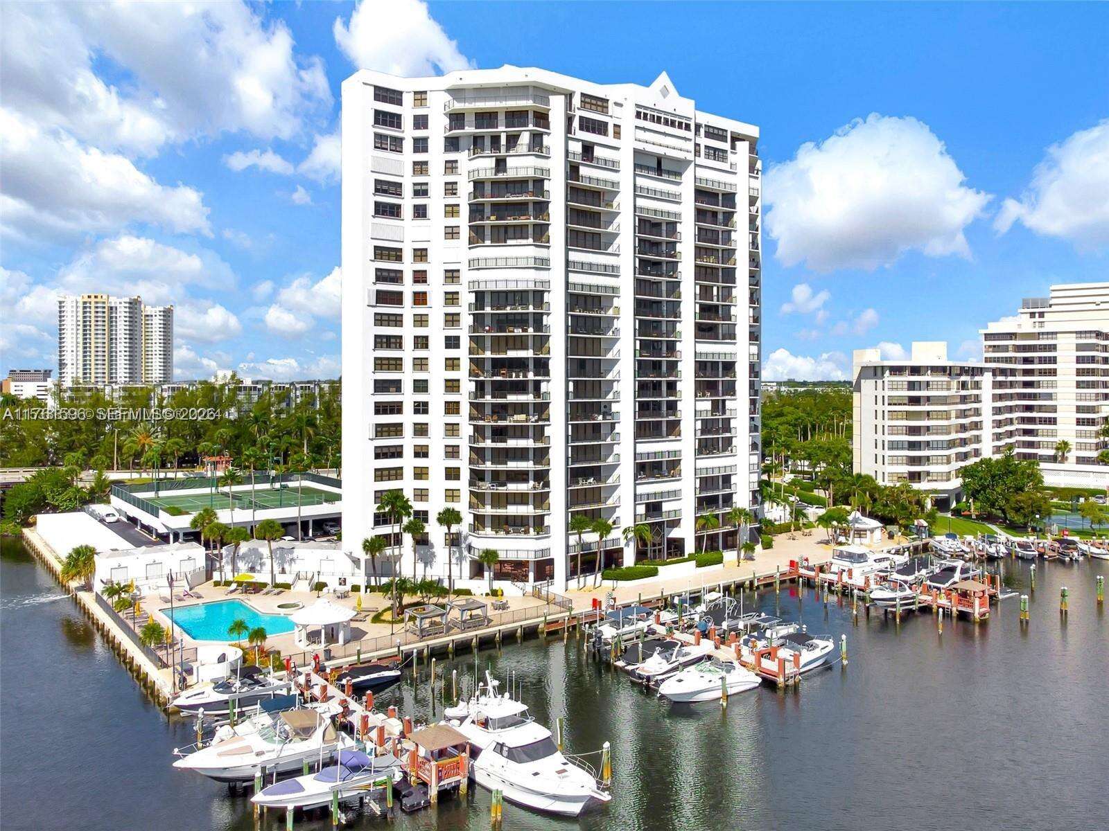 Anchor Bay Club Condos for Sale & Rent | Picture 1