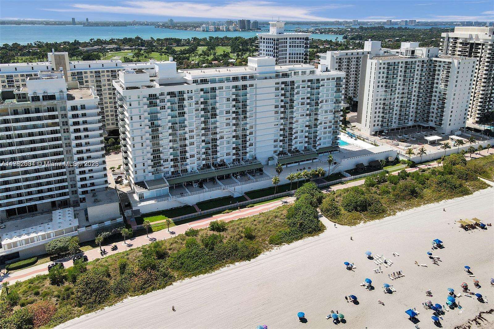 The Pavilion at Miami Beach, FL 33140 - For Sale photo 14