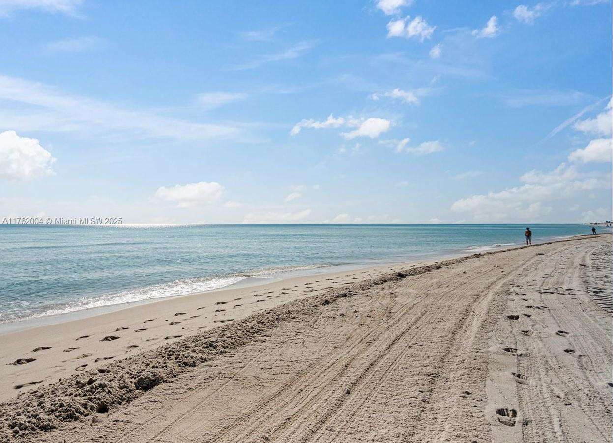 The Pavilion at Miami Beach, FL 33140 - For Sale photo 24