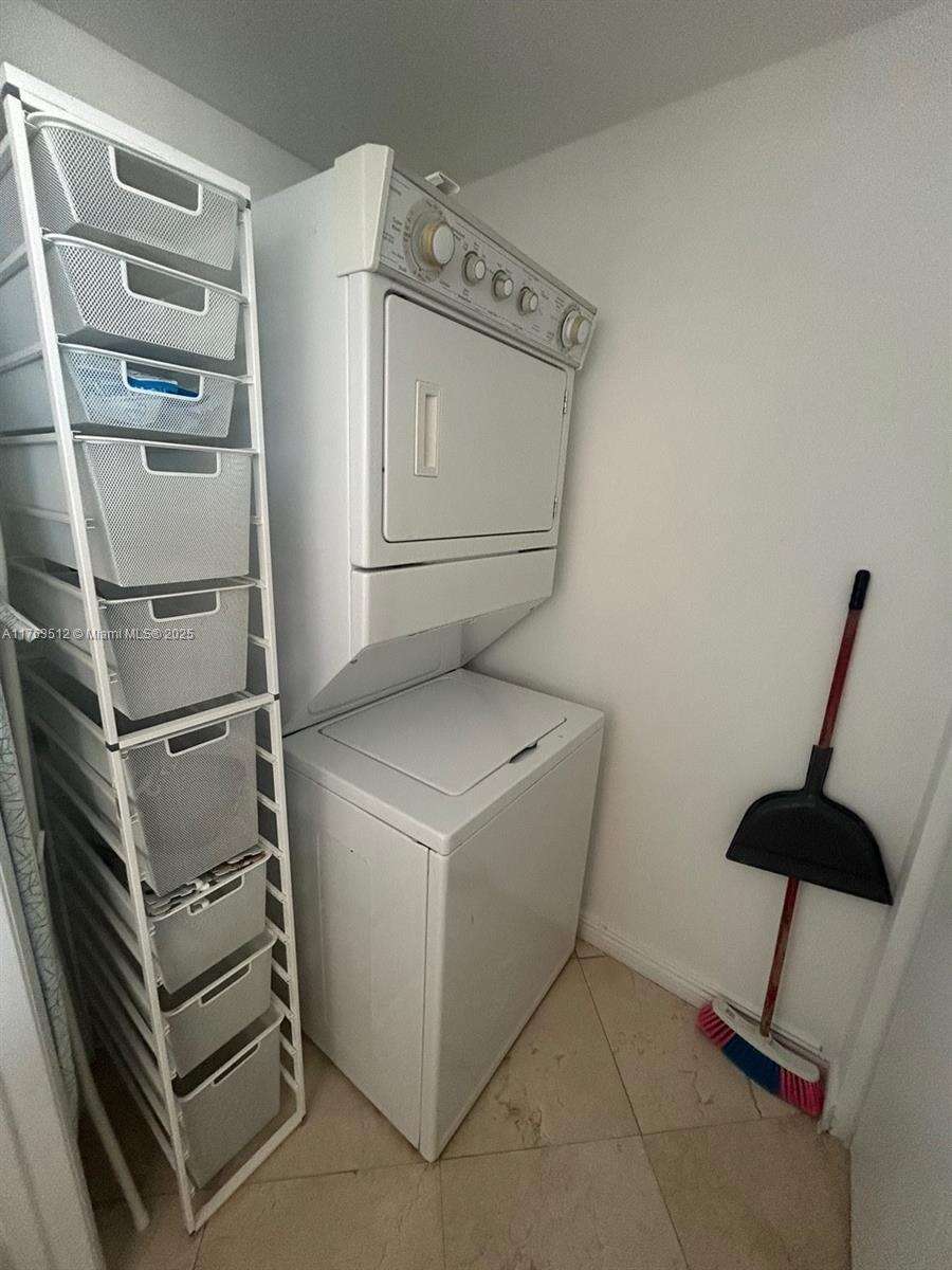 The Beach Club Two at 1830 Ocean Dr, Hallandale Beach, FL 33009 - For Sale photo 16