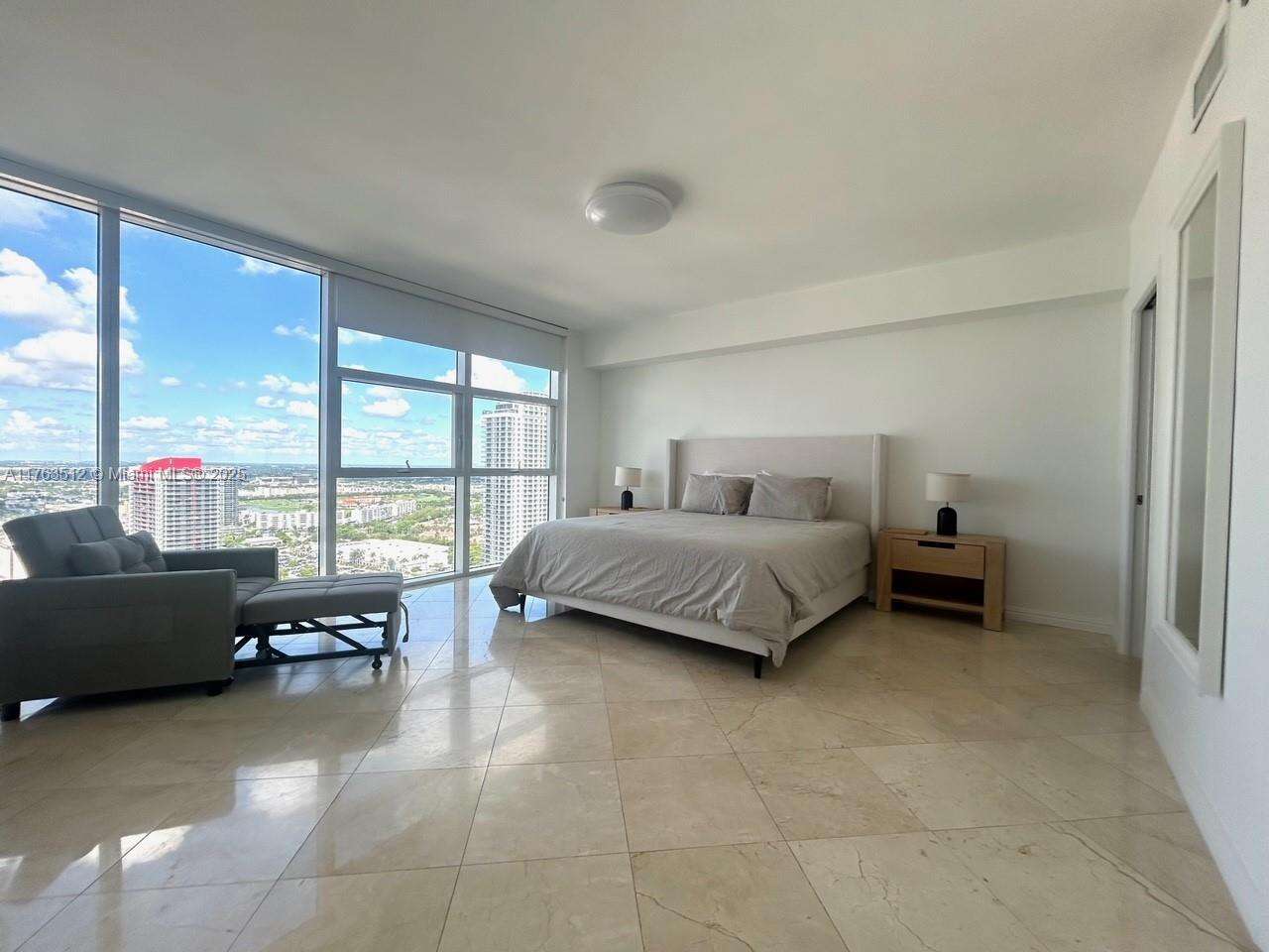 The Beach Club Two at 1830 Ocean Dr, Hallandale Beach, FL 33009 - For Sale photo 18