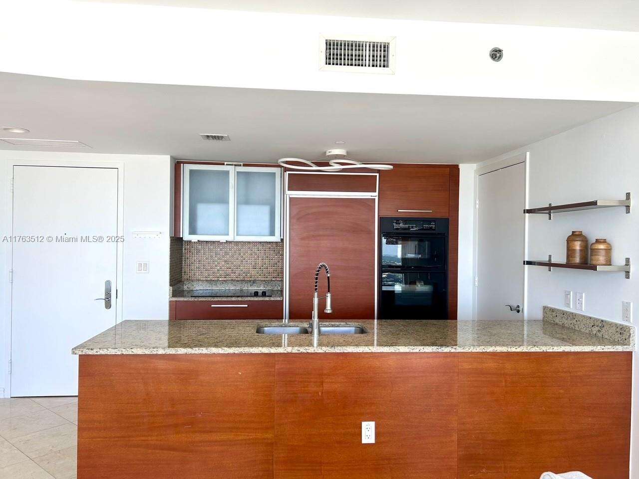 The Beach Club Two at 1830 Ocean Dr, Hallandale Beach, FL 33009 - For Sale photo 3