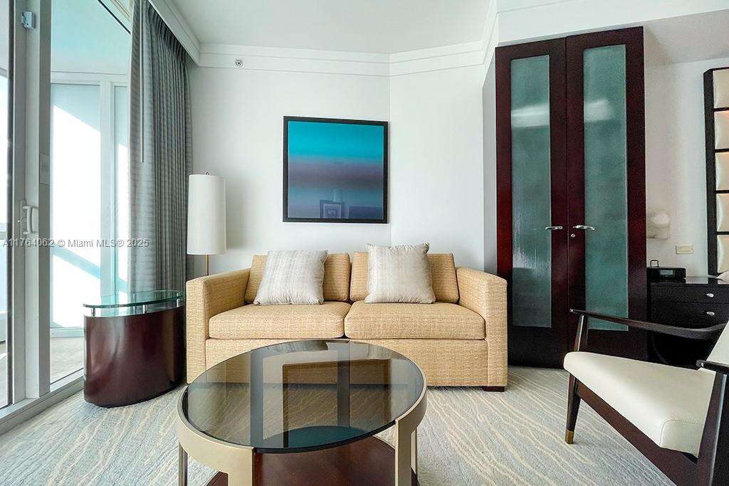 Fontainebleau 3 at 4391 Collins Ave, Miami Beach, FL 33140 - For Sale photo 5