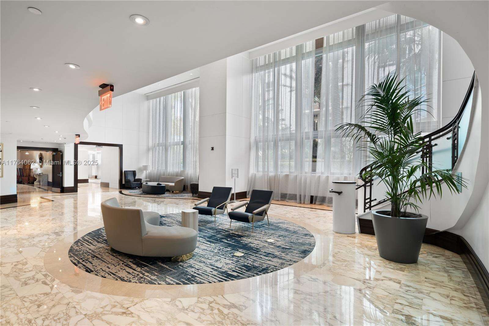 Fontainebleau 3 at 4391 Collins Ave, Miami Beach, FL 33140 - For Sale photo 8