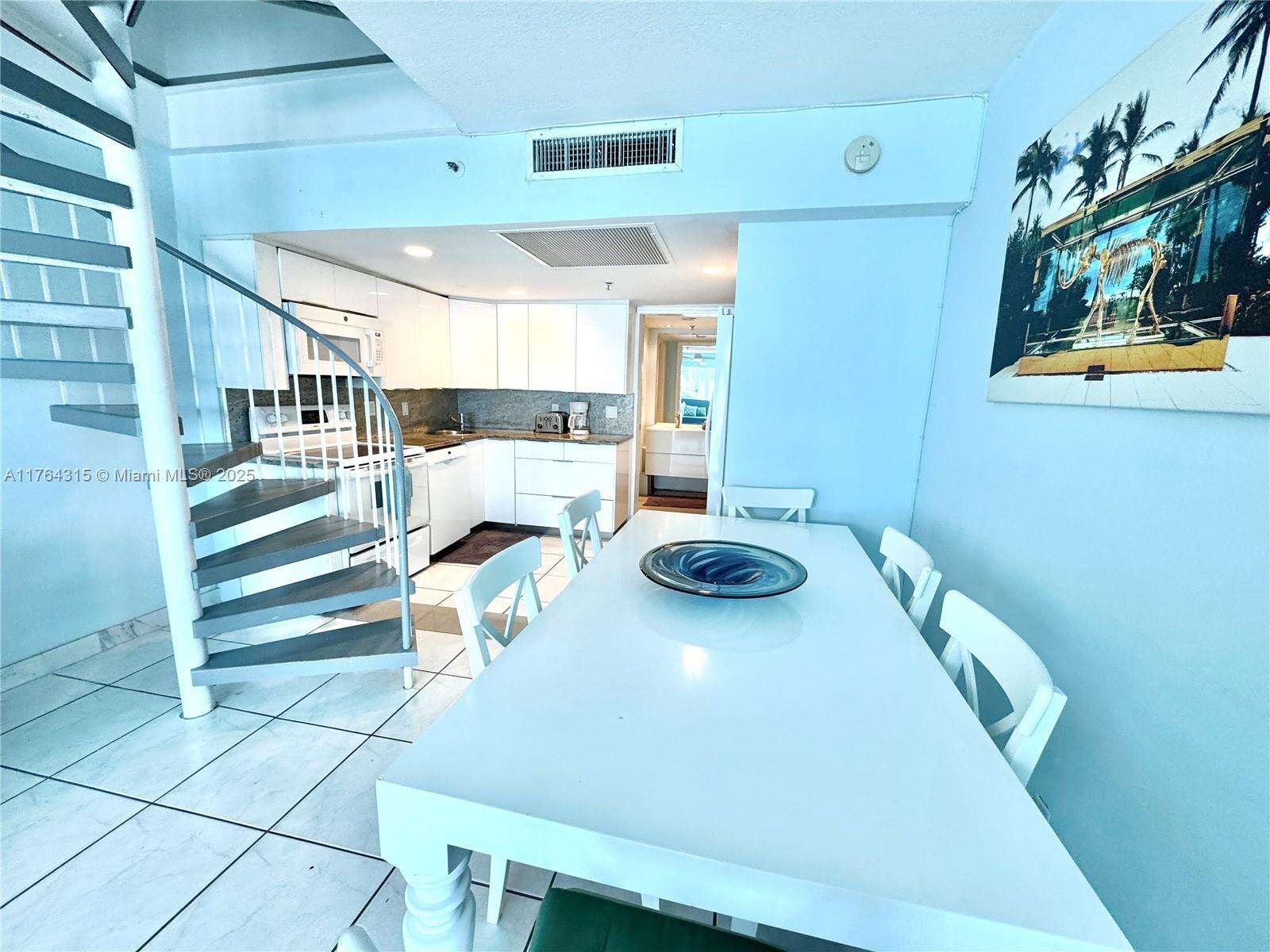 CASTLE BEACH CLUB - 5445 Collins Ave, Miami Beach, FL 33140 | Picture 18