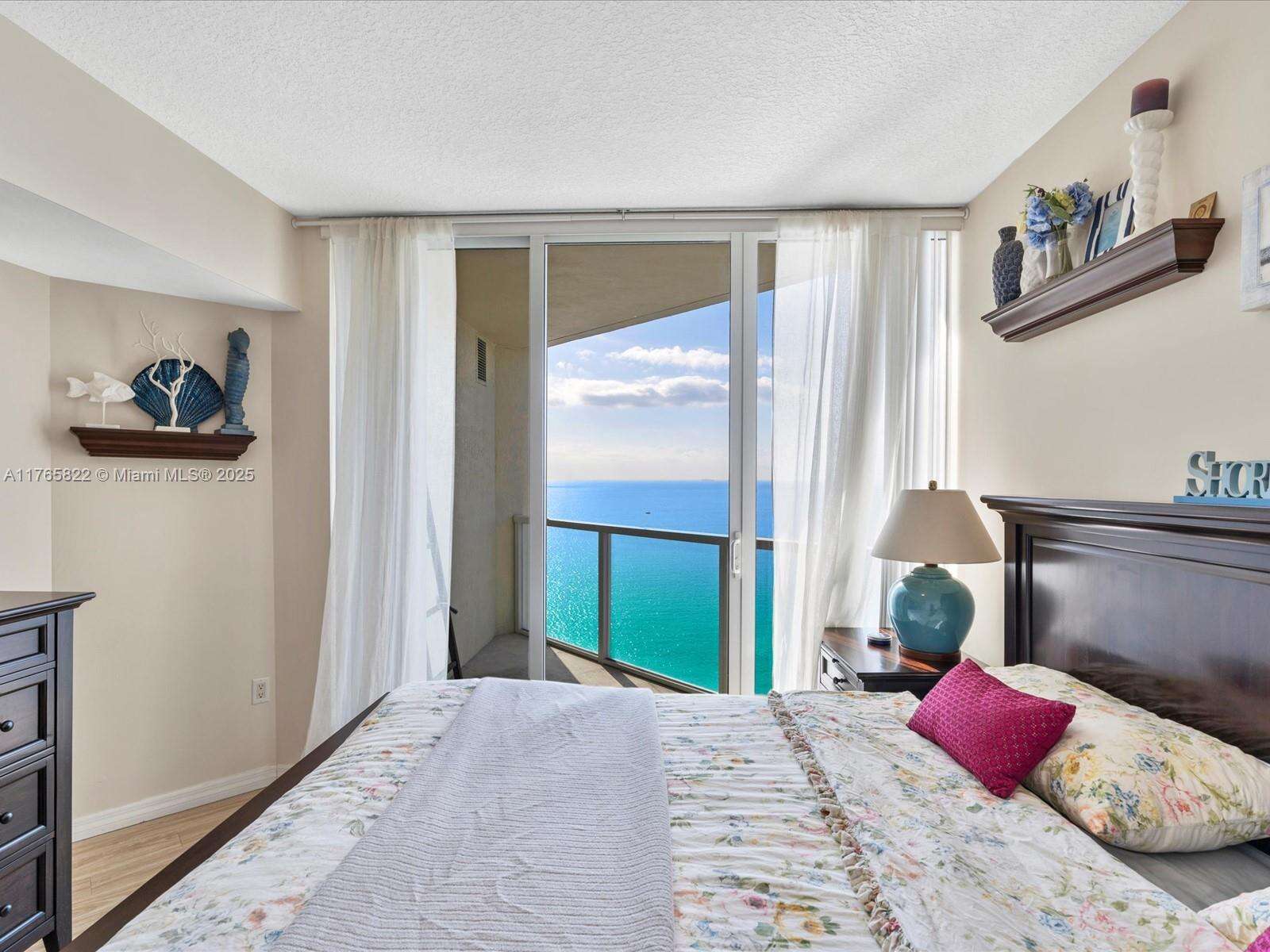 La Perla at 16699 Collins Ave, Sunny Isles Beach, FL 33160 - For Sale photo 26