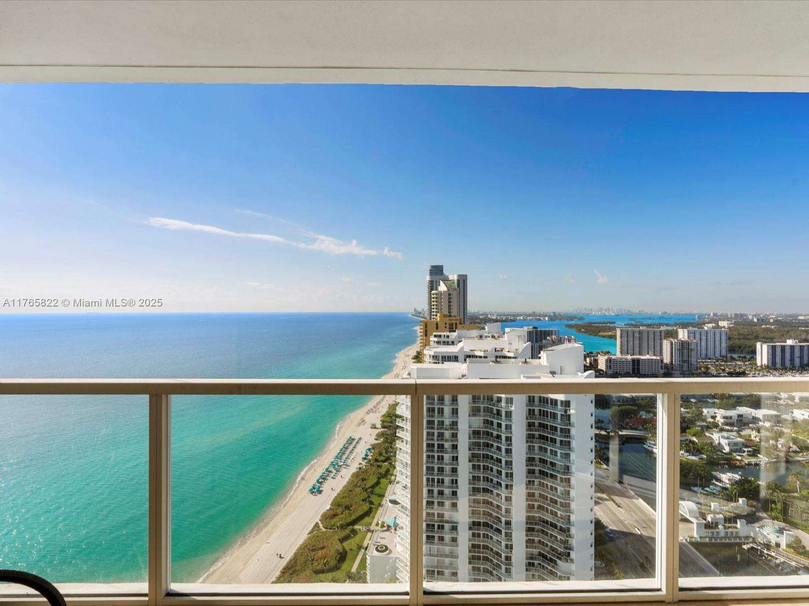 La Perla at 16699 Collins Ave, Sunny Isles Beach, FL 33160 - For Sale photo 36