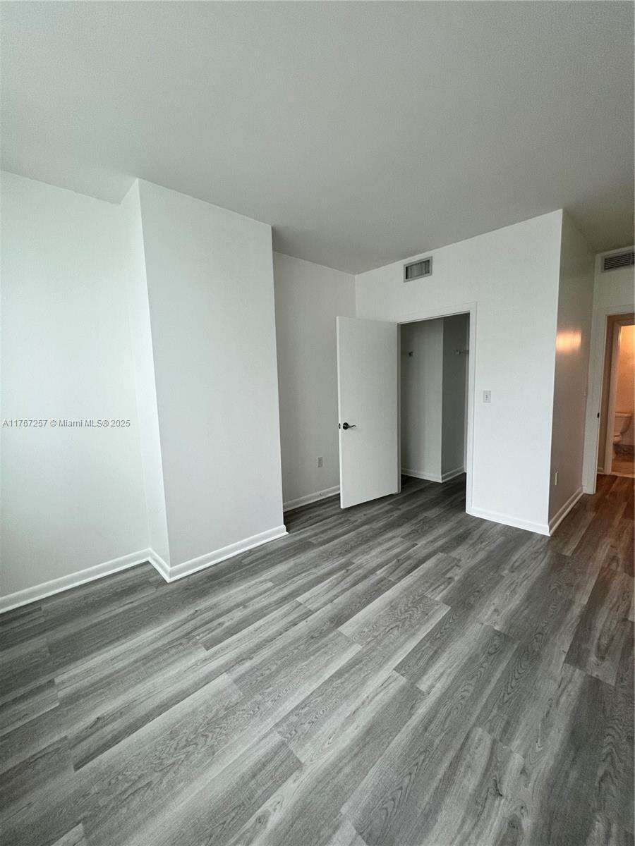 Vizcayne North at 244 Biscayne Blvd, Miami, FL 33132 - For Sale photo 12