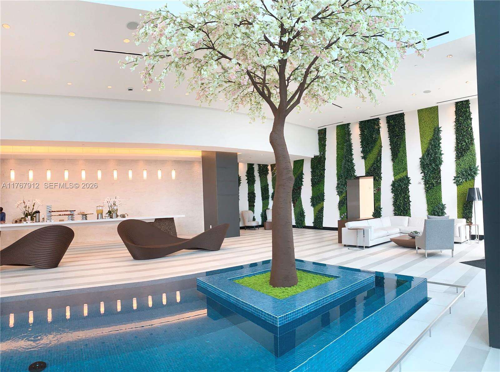 Paramount Miami Worldcenter at 851 1 Ave, Miami, FL 33132 - For Sale photo 7