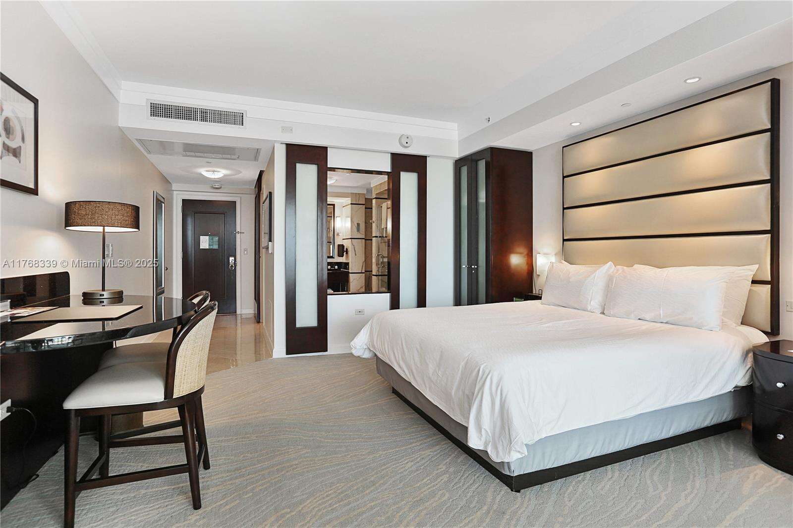 Fontainebleau 3 at 4391 Collins Ave, Miami Beach, FL 33140 - For Sale photo 7