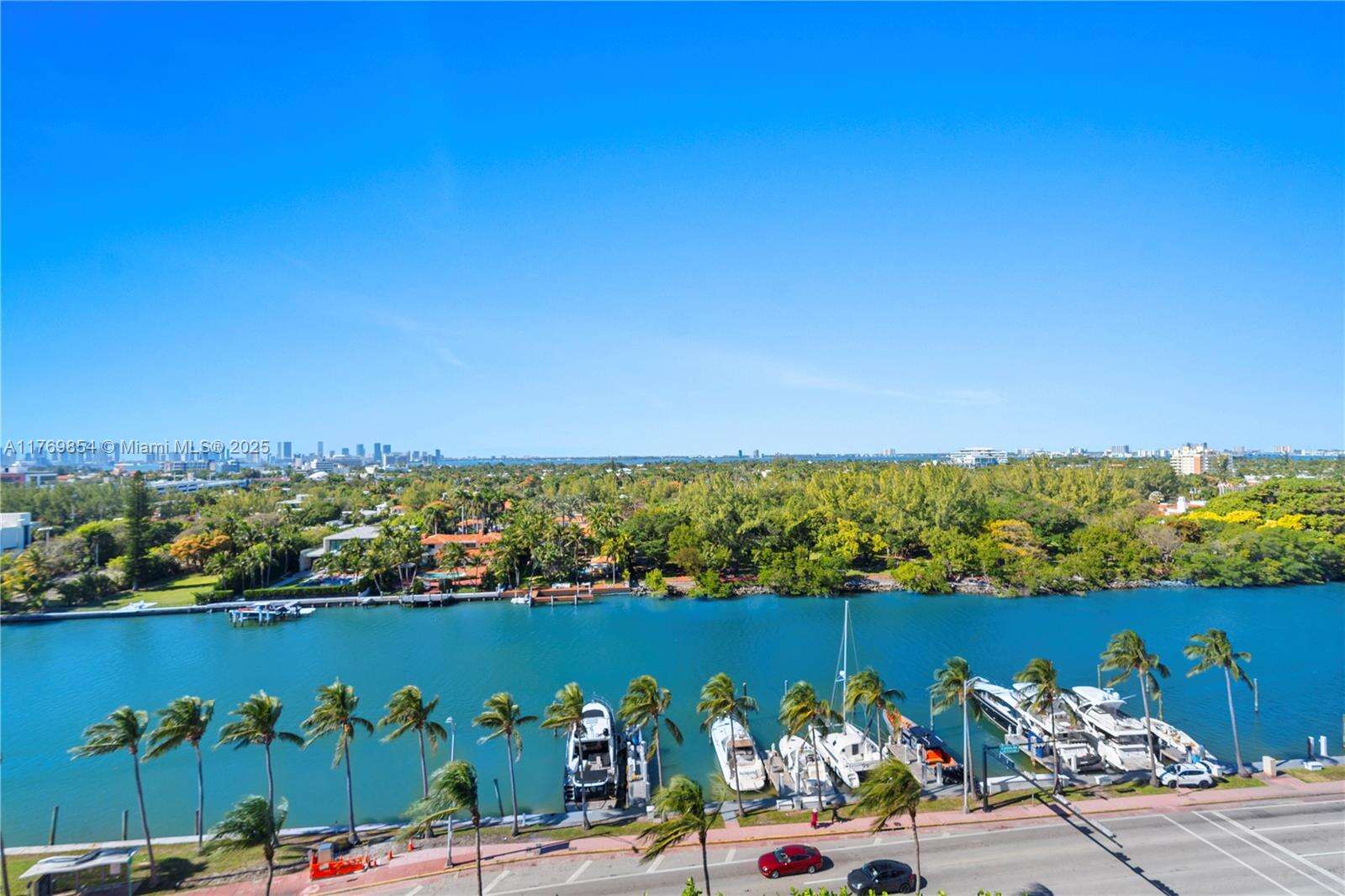Fontainebleau 2 at 4401 Collins Ave, Miami Beach, FL 33140 - For Sale photo 3