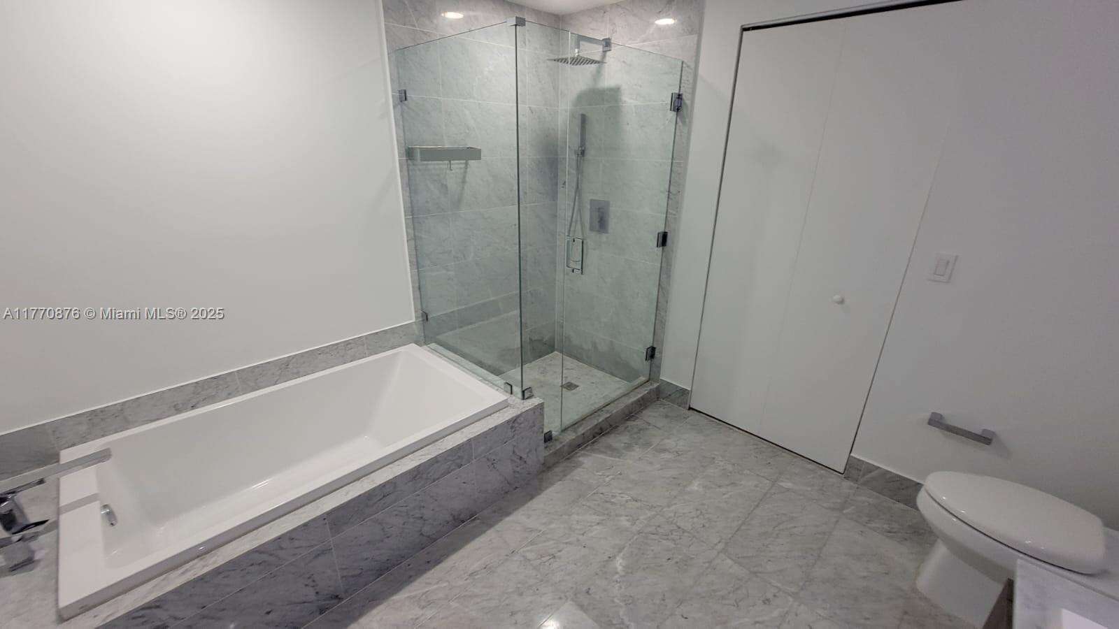 Sls Lux at 801 Miami Ave, Miami, FL 33130 - For Sale photo 16