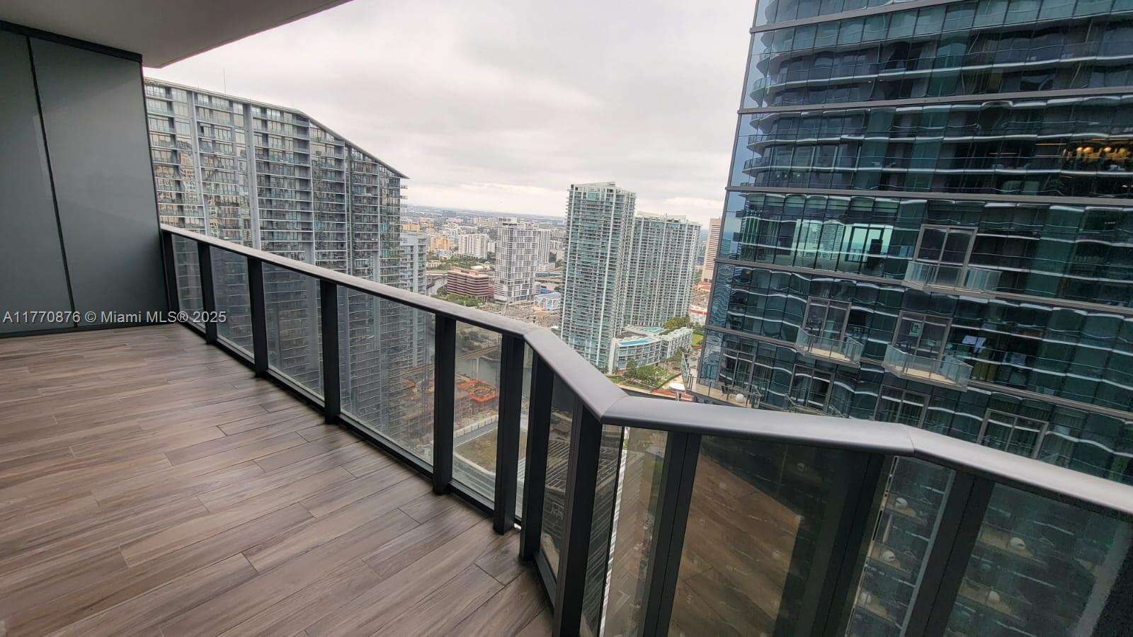 Sls Lux at 801 Miami Ave, Miami, FL 33130 - For Sale photo 20