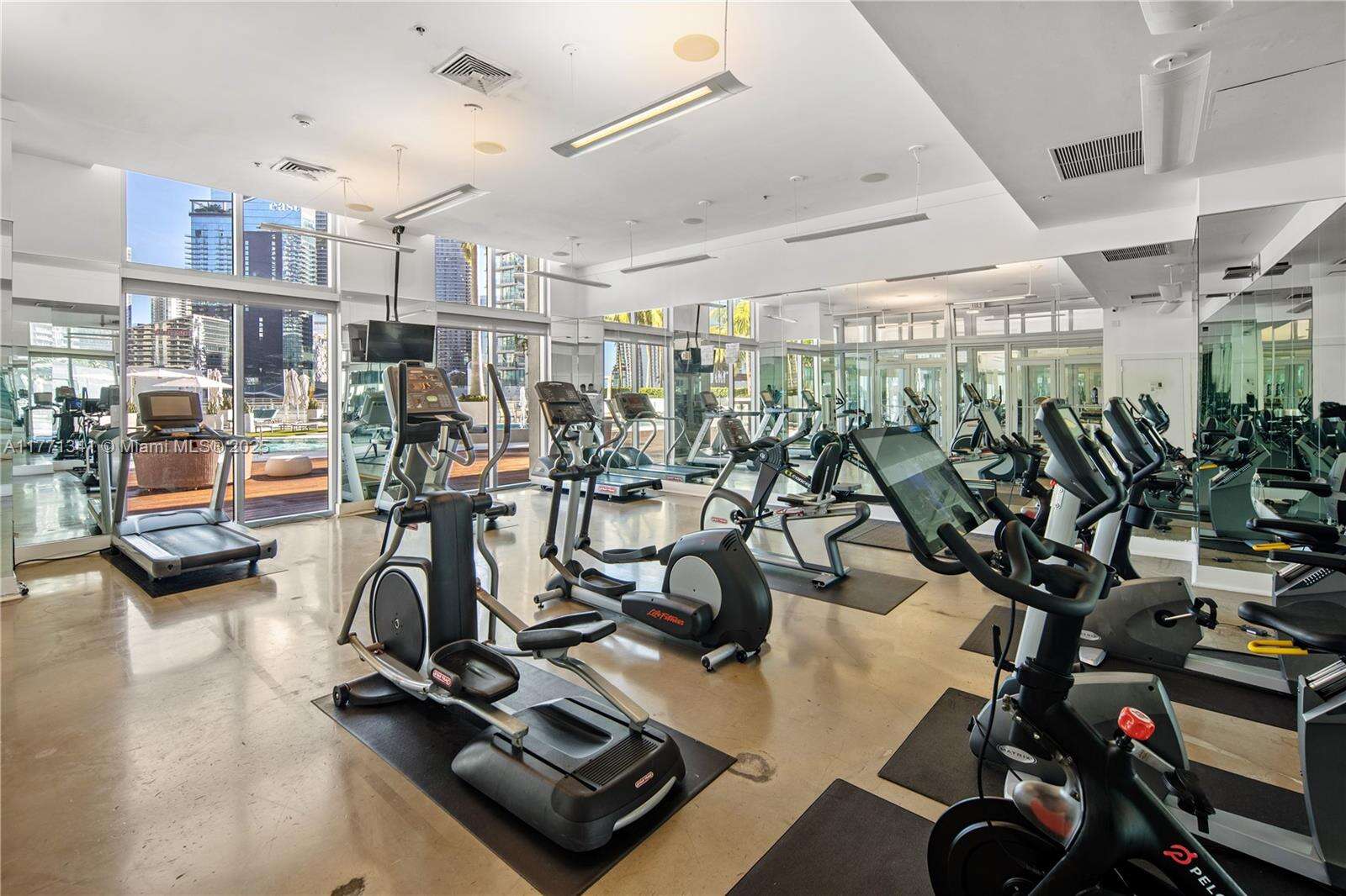 The Ivy at 90 3 St, Miami, FL 33130 - For Sale photo 23