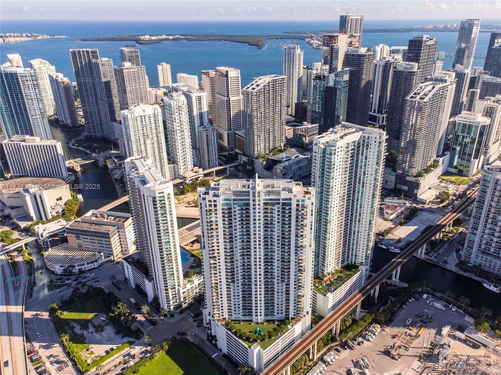 The Ivy at 90 3 St, Miami, FL 33130 - For Sale photo 28