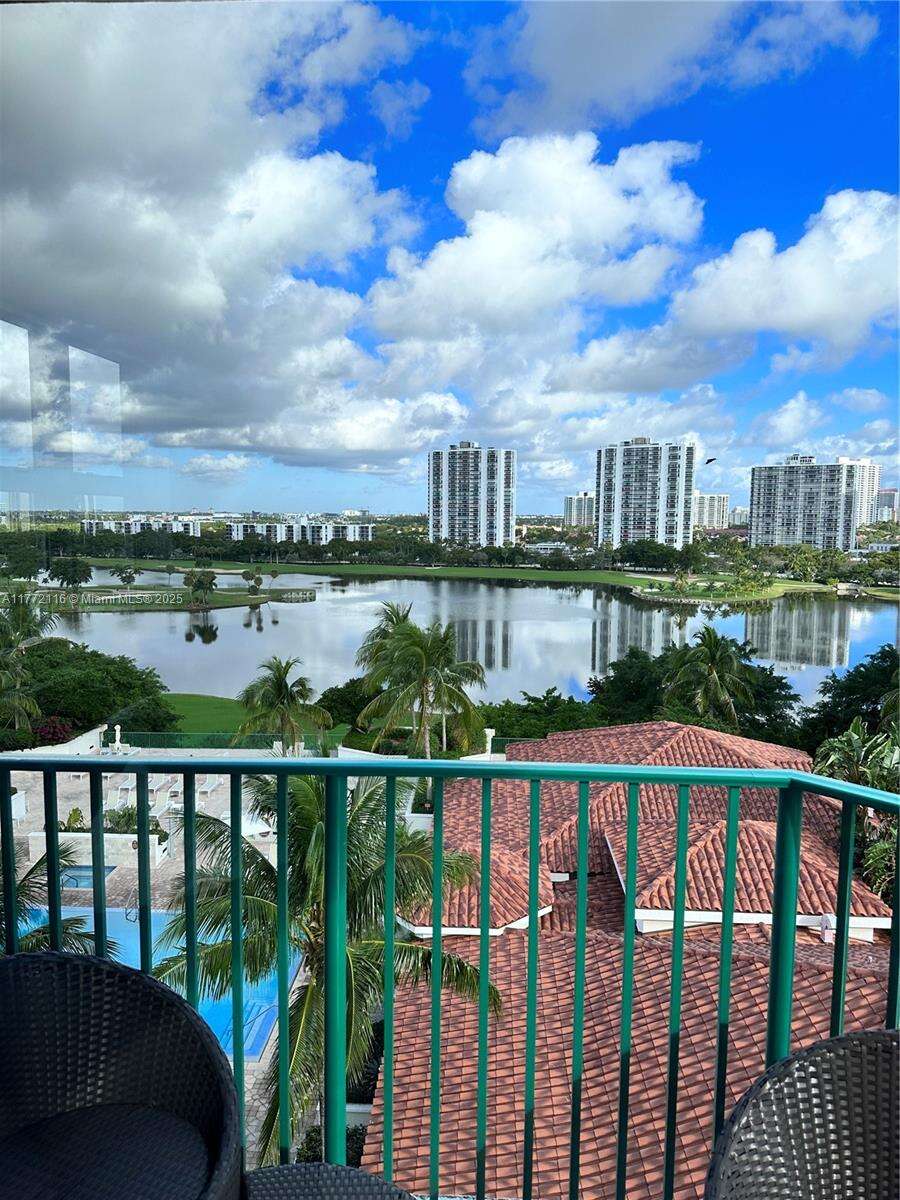Turnberry Village South at 19900 Country Club Dr, Aventura, FL 33180 - For Sale photo 7