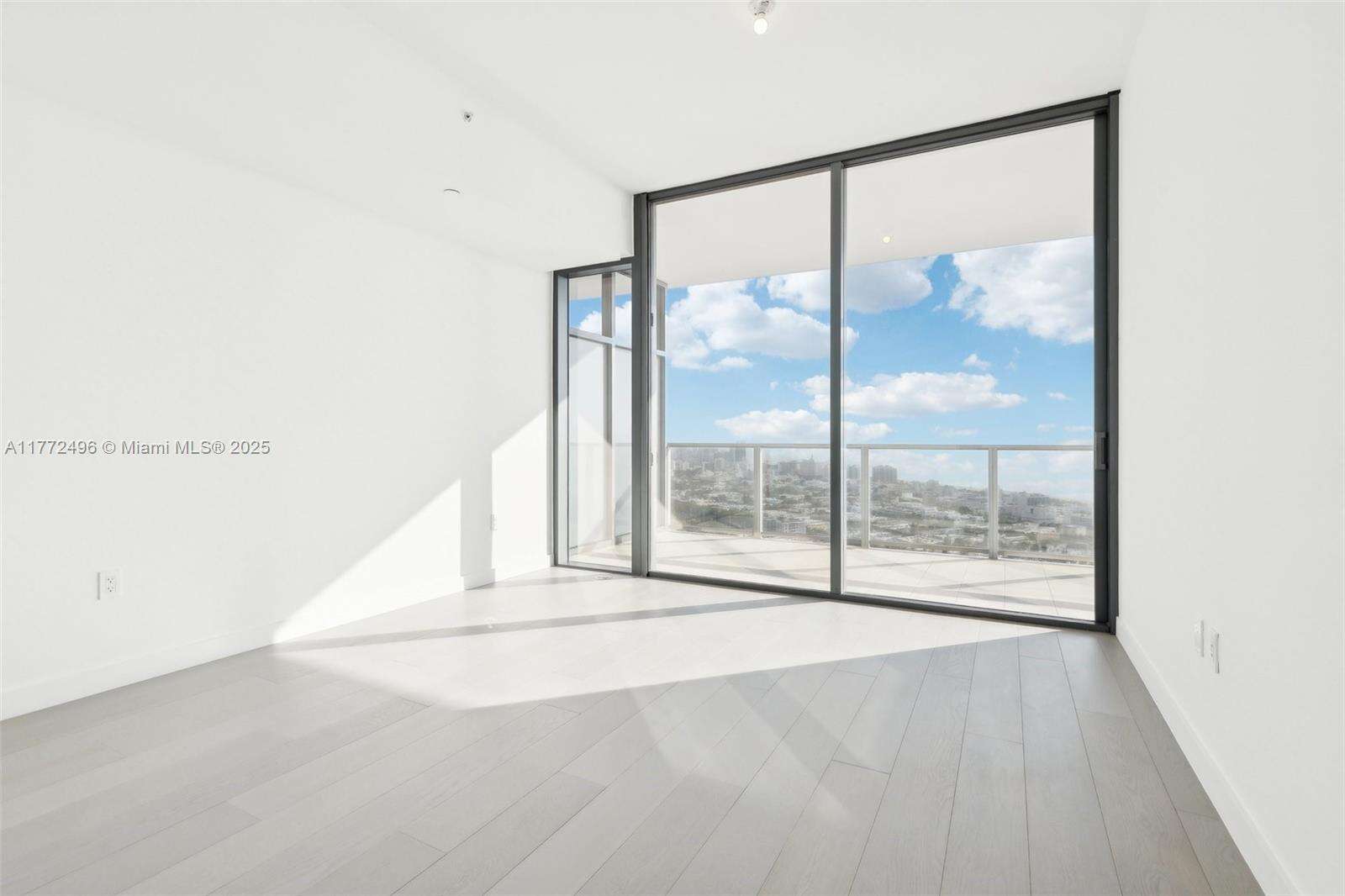 FIVE PARK - 501 West Ave, Miami Beach, FL 33139 | Picture 22