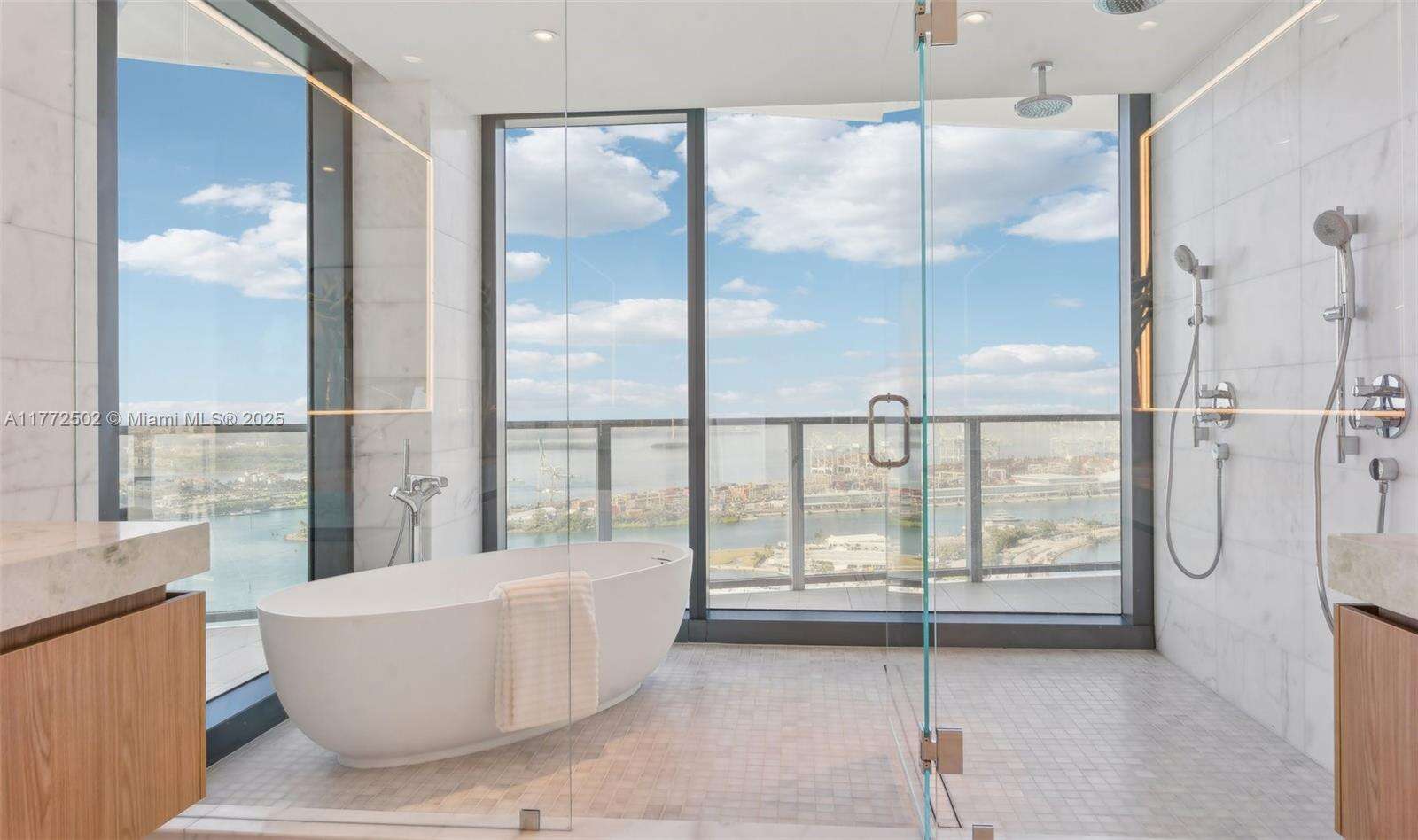 FIVE PARK - 500 Alton Rd, Miami Beach, FL 33139 | Picture 18