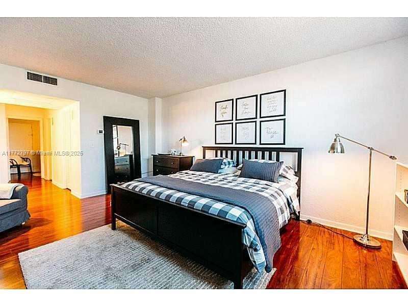 Ocean Reserve at 19370 Collins Ave, Sunny Isles Beach, FL 33160 - For Sale photo 11