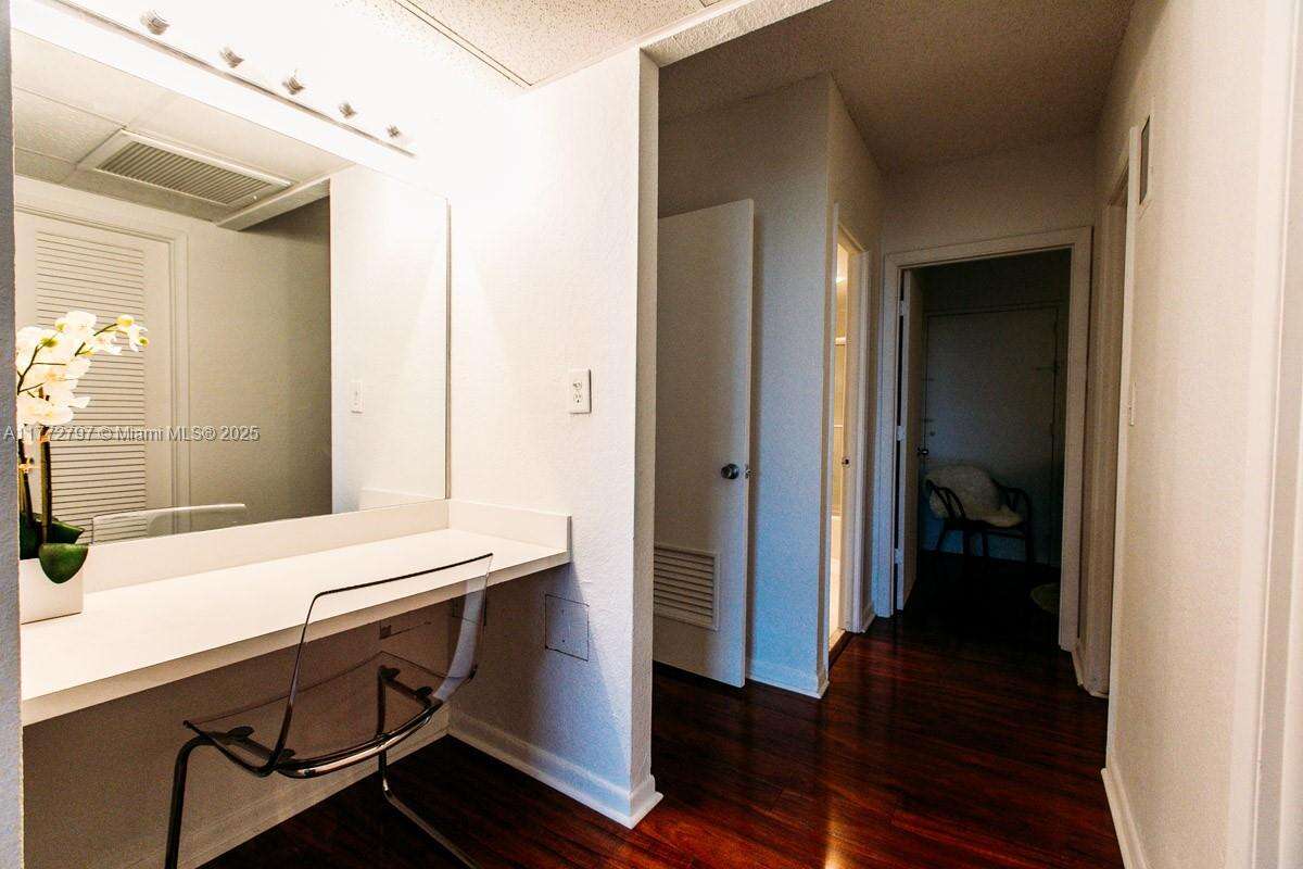 Ocean Reserve at 19370 Collins Ave, Sunny Isles Beach, FL 33160 - For Sale photo 14