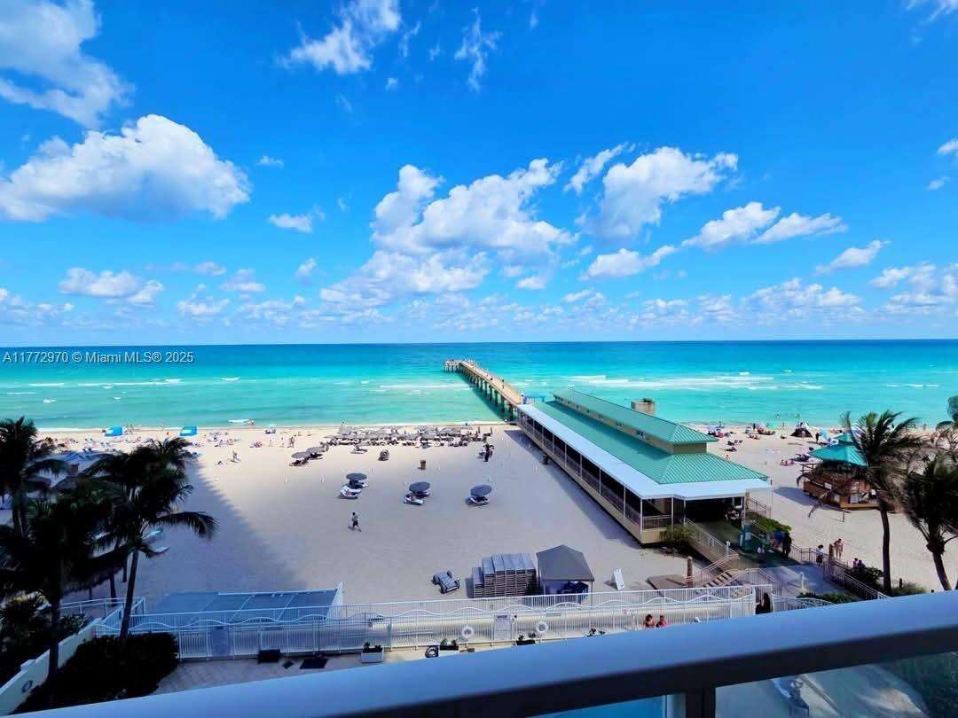La Perla at 16699 Collins Ave, Sunny Isles Beach, FL 33160 - For Sale photo 3