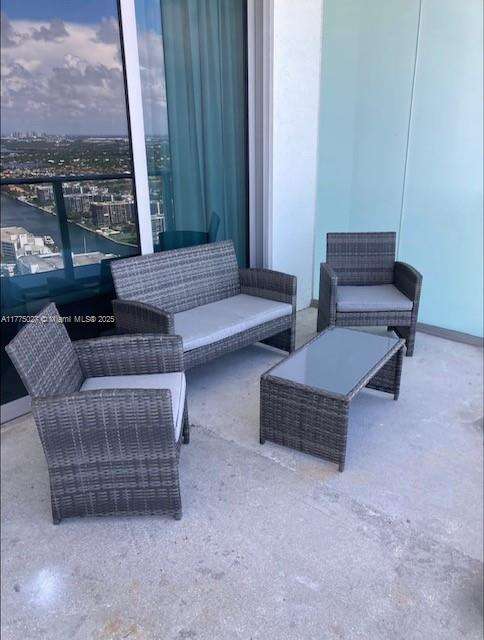 Hyde Resort at 4111 Ocean Dr, Hollywood, FL 33019 - For Sale photo 11