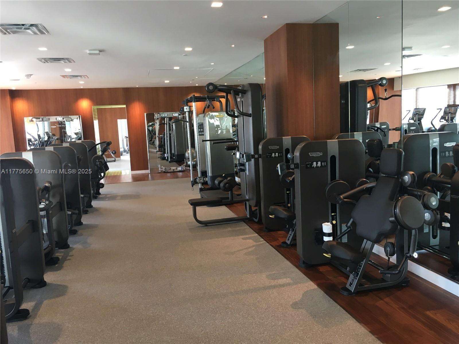 Sls Brickell at 1300 Miami Ave, Miami, FL 33130 - For Sale photo 21