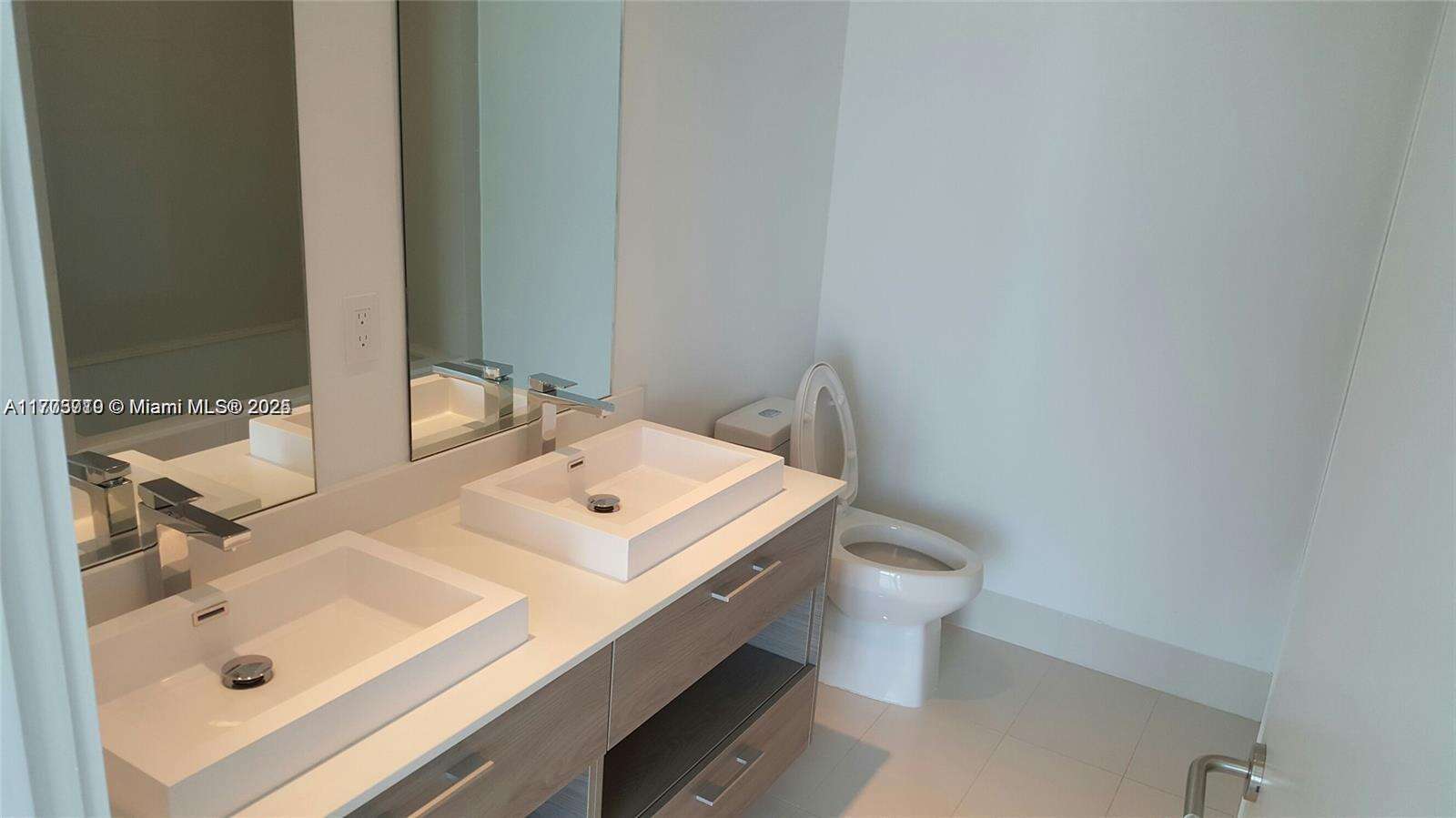 Sls Brickell at 1300 Miami Ave, Miami, FL 33130 - For Sale photo 5