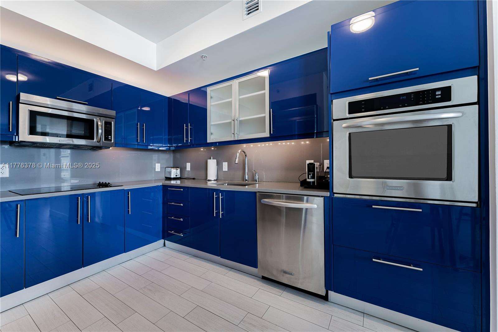 The W Hotel Residences at 3101 Bayshore Dr, Fort Lauderdale, FL 33304 - For Sale photo 27