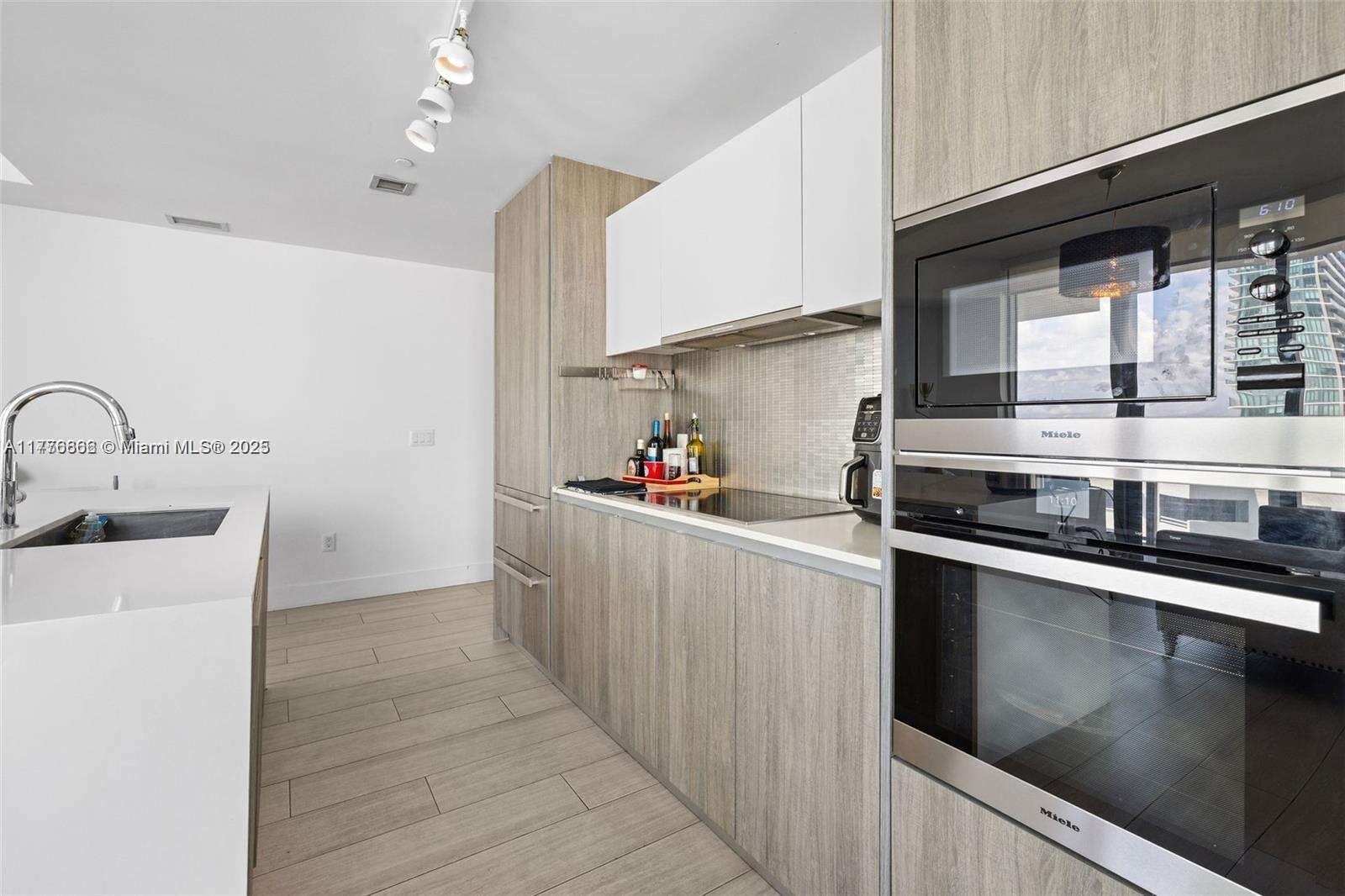Biscayne Beach at 2900 7 Ave, Miami, FL 33137 - For Sale photo 11