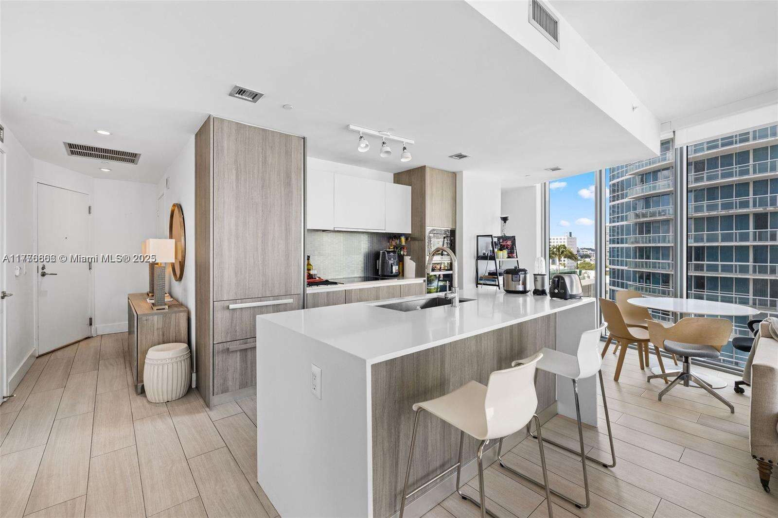 Biscayne Beach at 2900 7 Ave, Miami, FL 33137 - For Sale photo 4